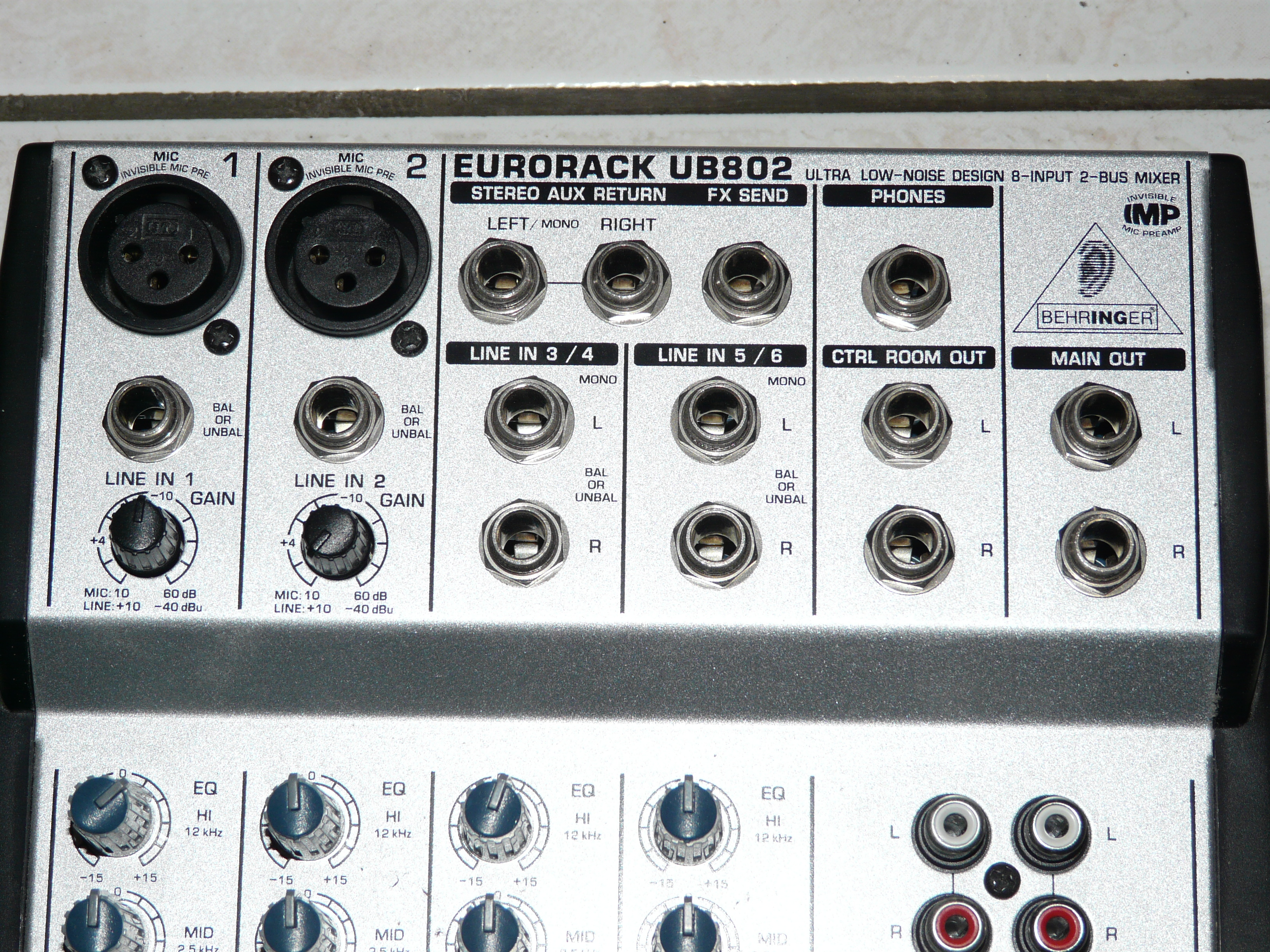 Eurorack ub802 как подключить к компьютеру