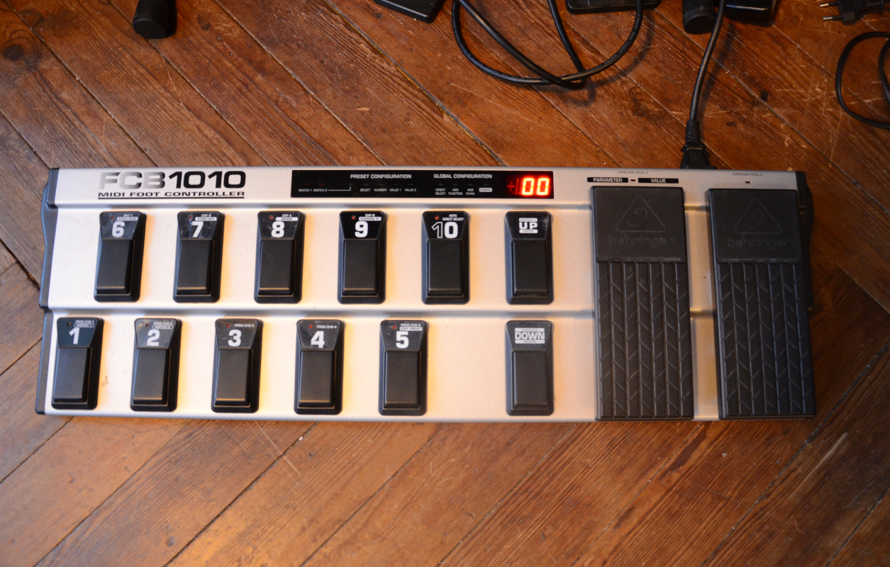 fcb1010 midi foot controller