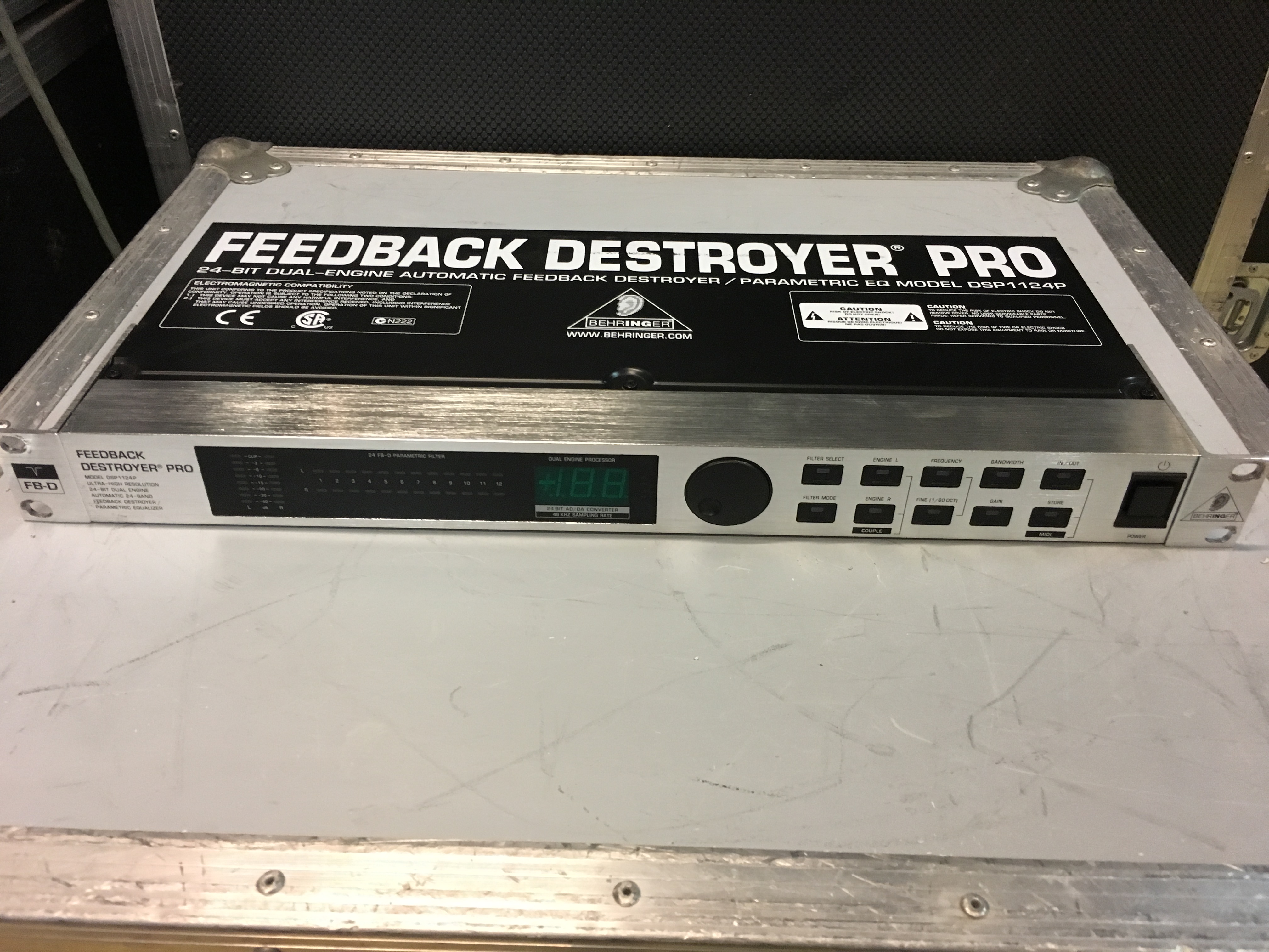 Feedback Destroyer Pro DSP1124P Behringer Audiofanzine