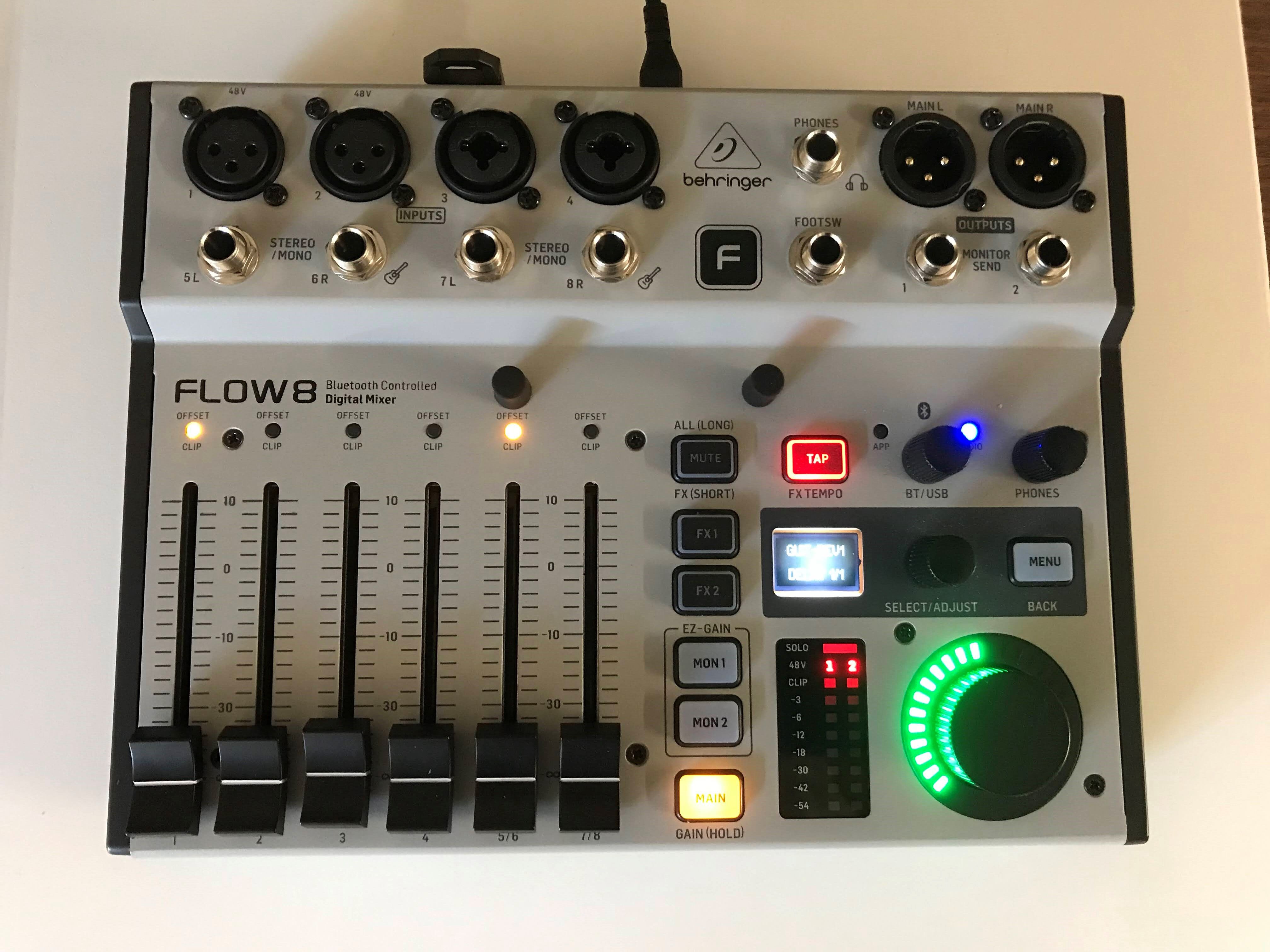 Flow 8 Behringer Flow 8 Audiofanzine