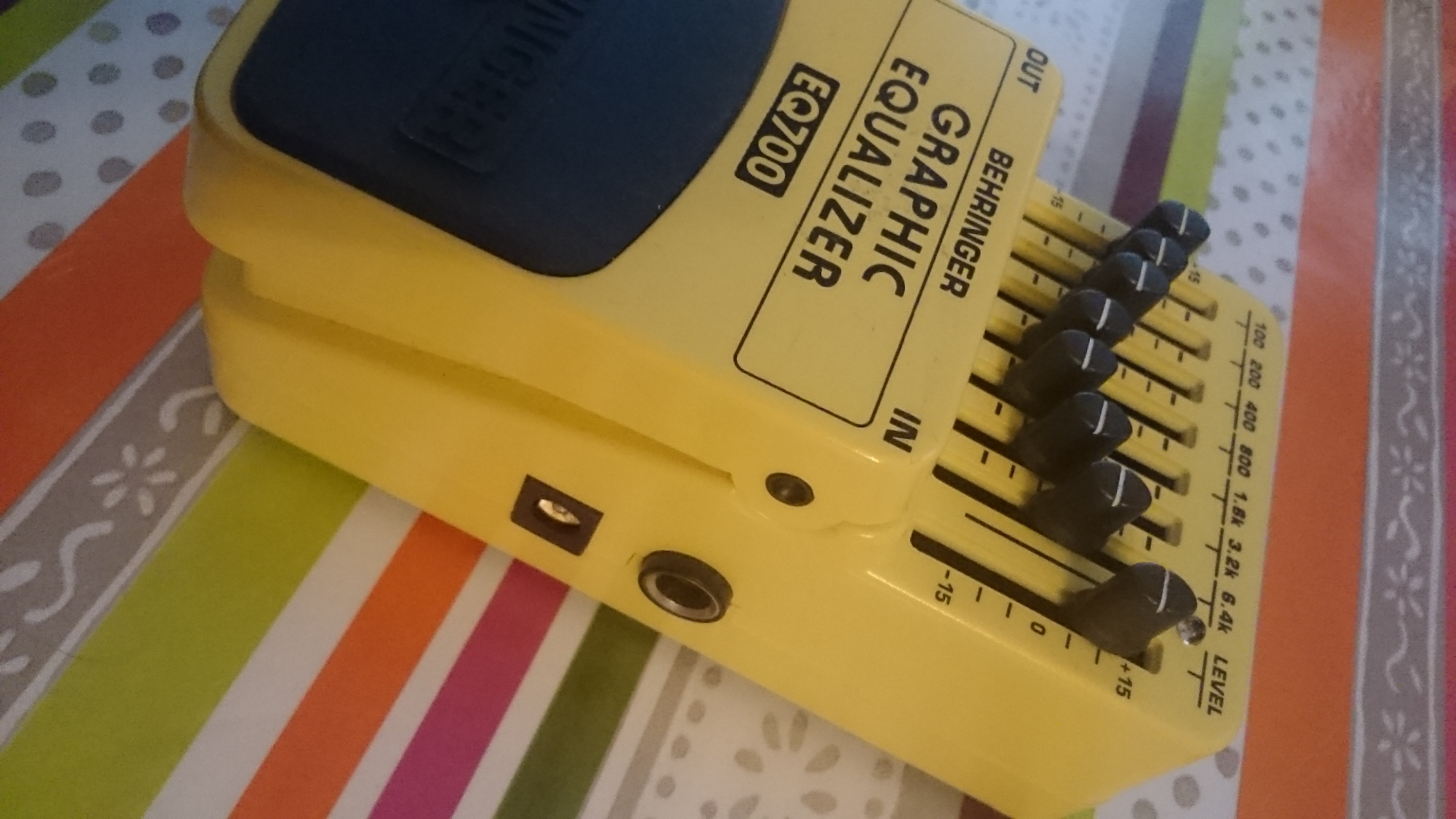 GRAPHIC EQUALIZER EQ700 Behringer Graphic Equalizer EQ700 Audiofanzine