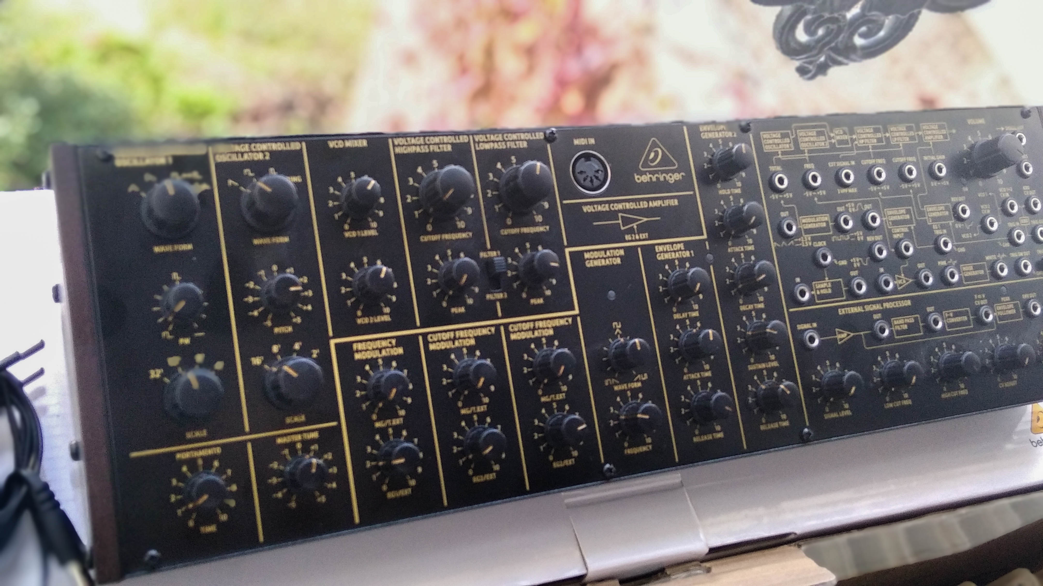 K-2 - Behringer K-2 - Audiofanzine