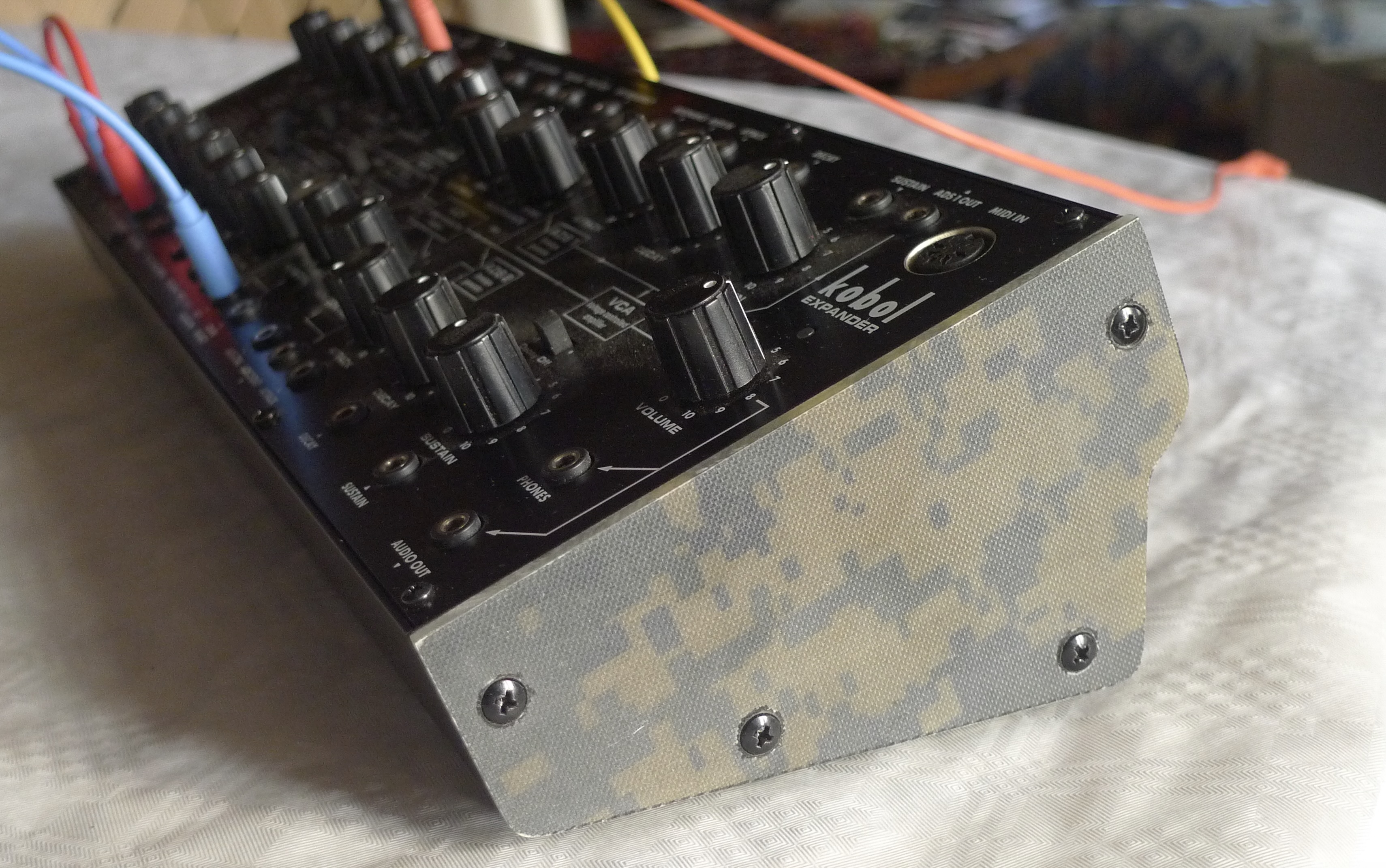 behringer-kobol-expander-6406859.jpg