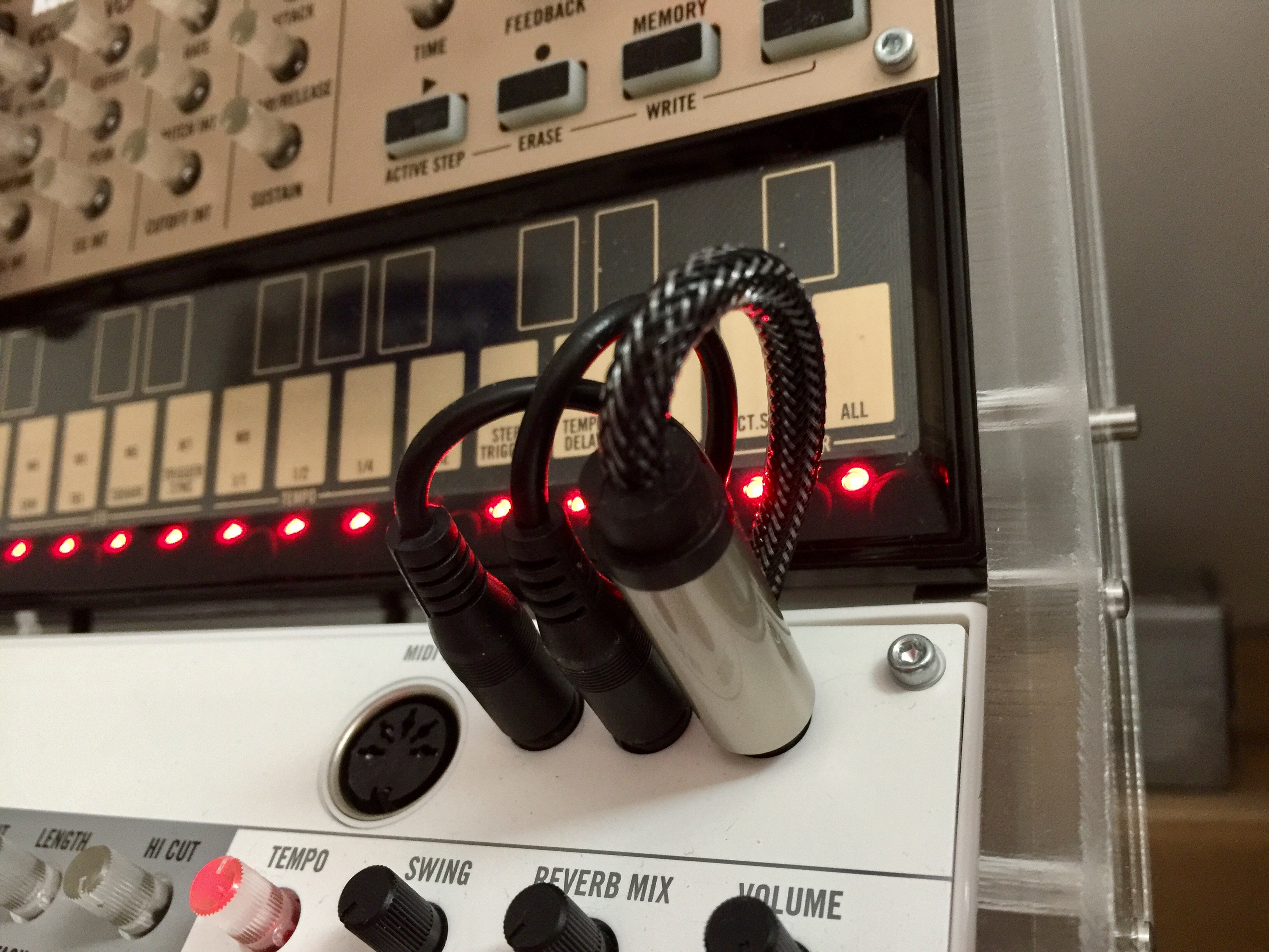 Photo Behringer MICROMIX MX400 : Behringer MICROMIX MX400 (51596 ...