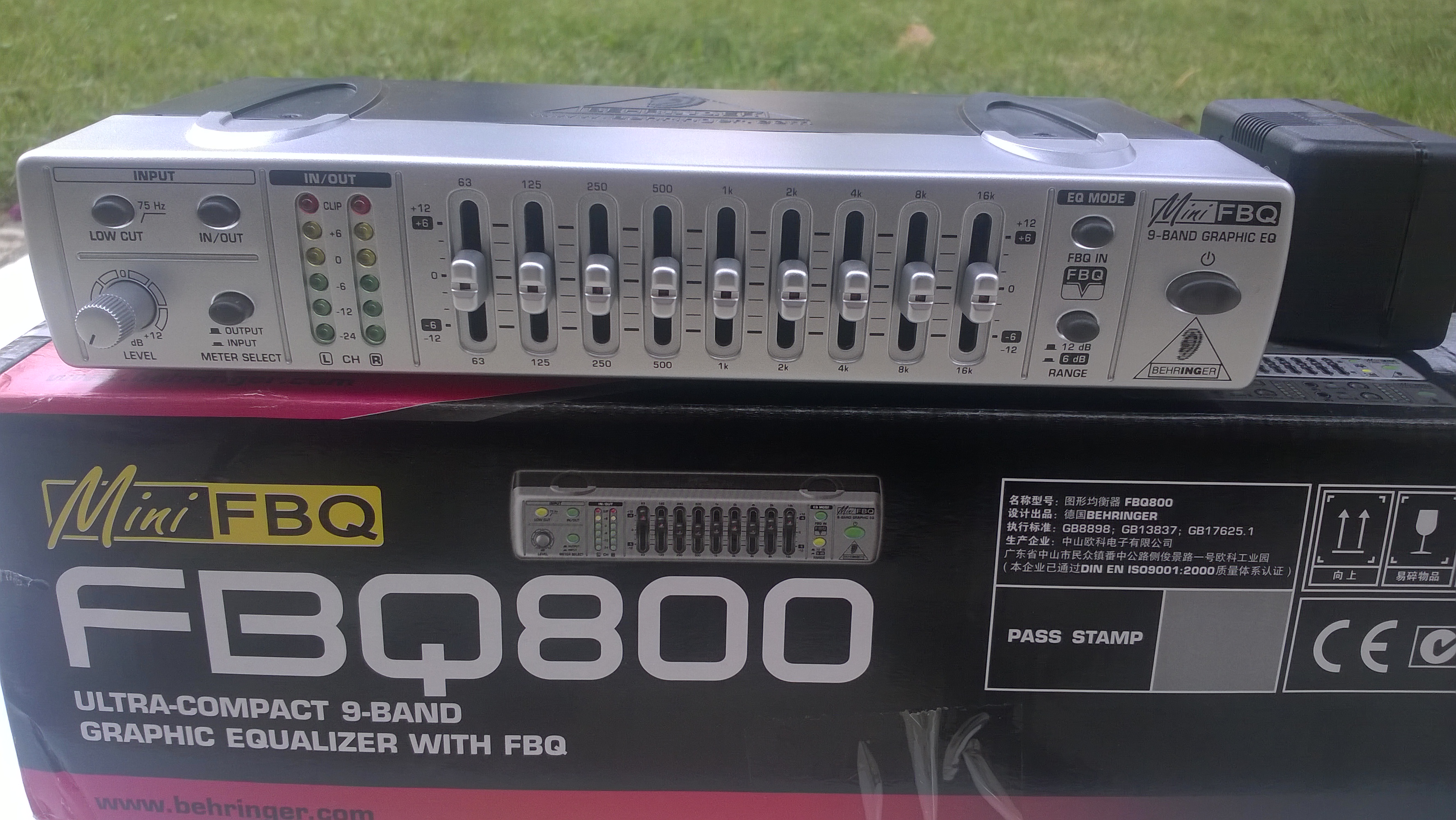 Behringer MINIFBQ FBQ800 image (1121907) Audiofanzine