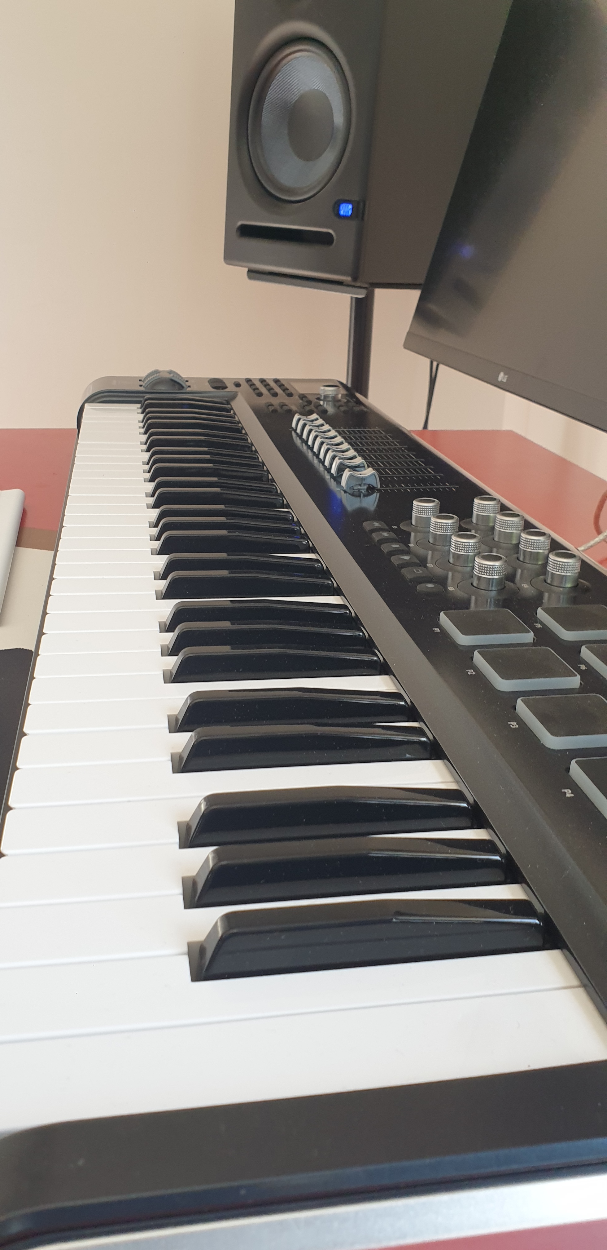 Motor 61 Behringer Motor 61 Audiofanzine