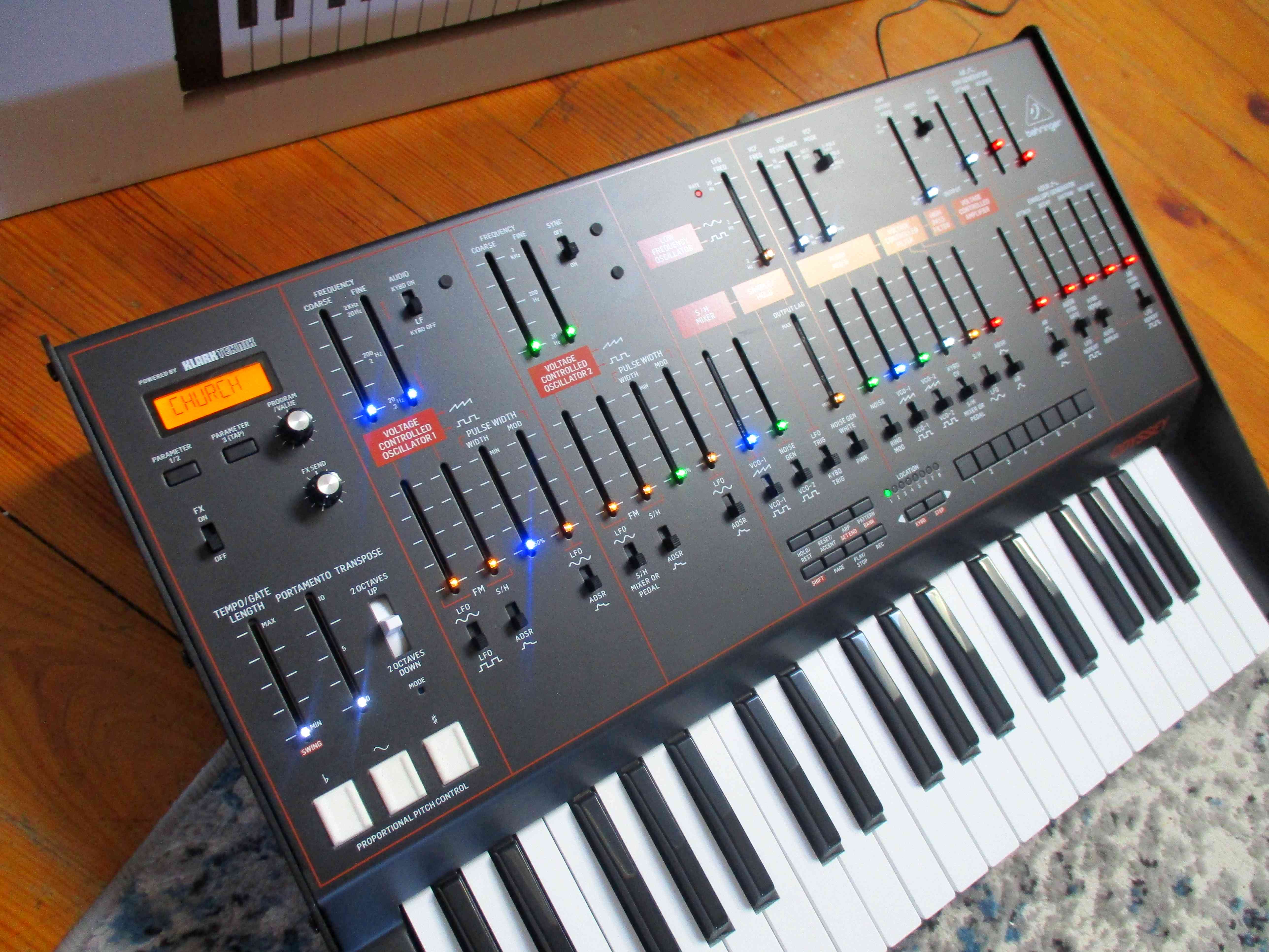 Odyssey Behringer Odyssey Audiofanzine