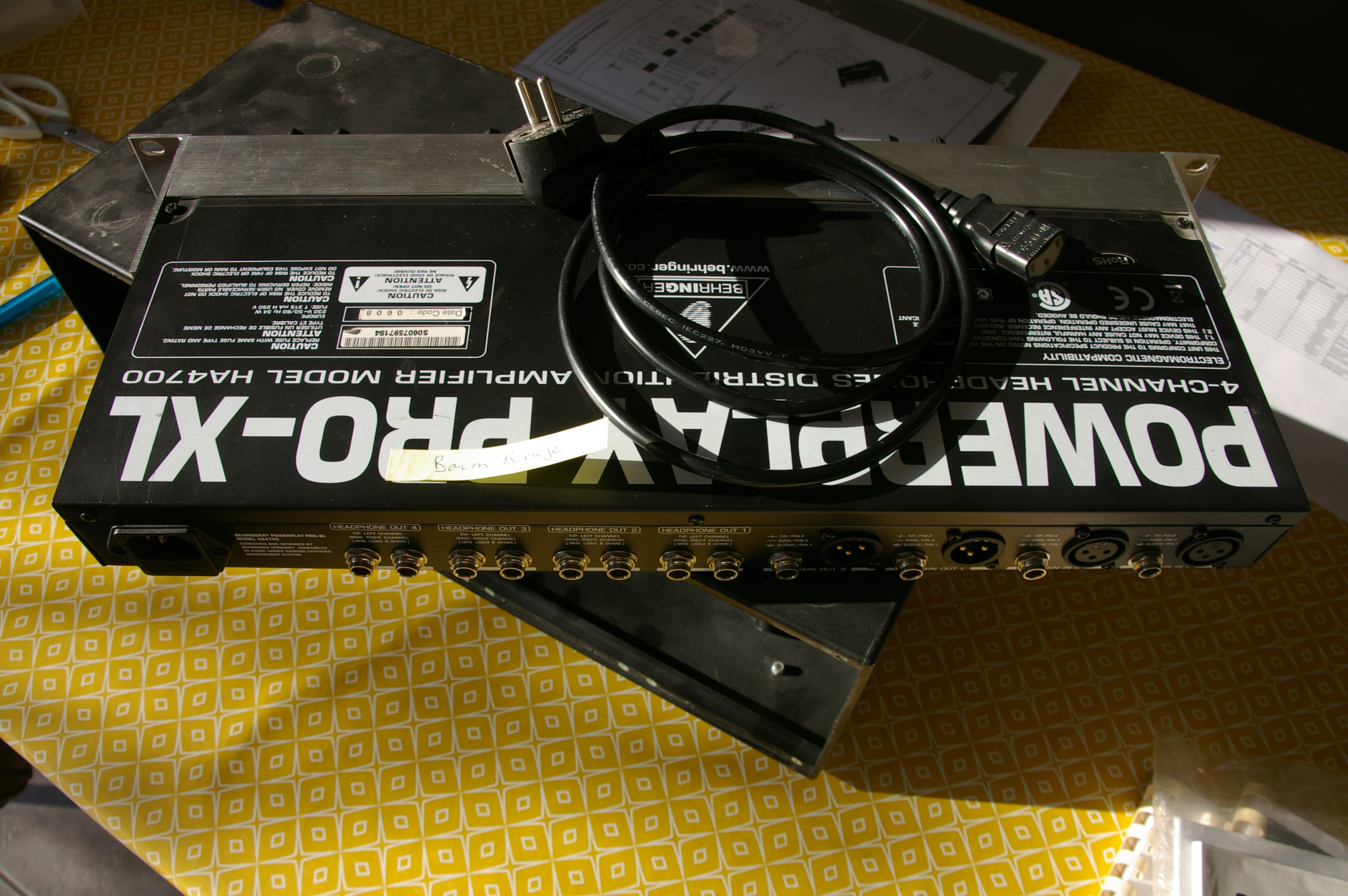 Powerplay ProXL HA4700 Behringer Powerplay ProXL HA4700 Audiofanzine