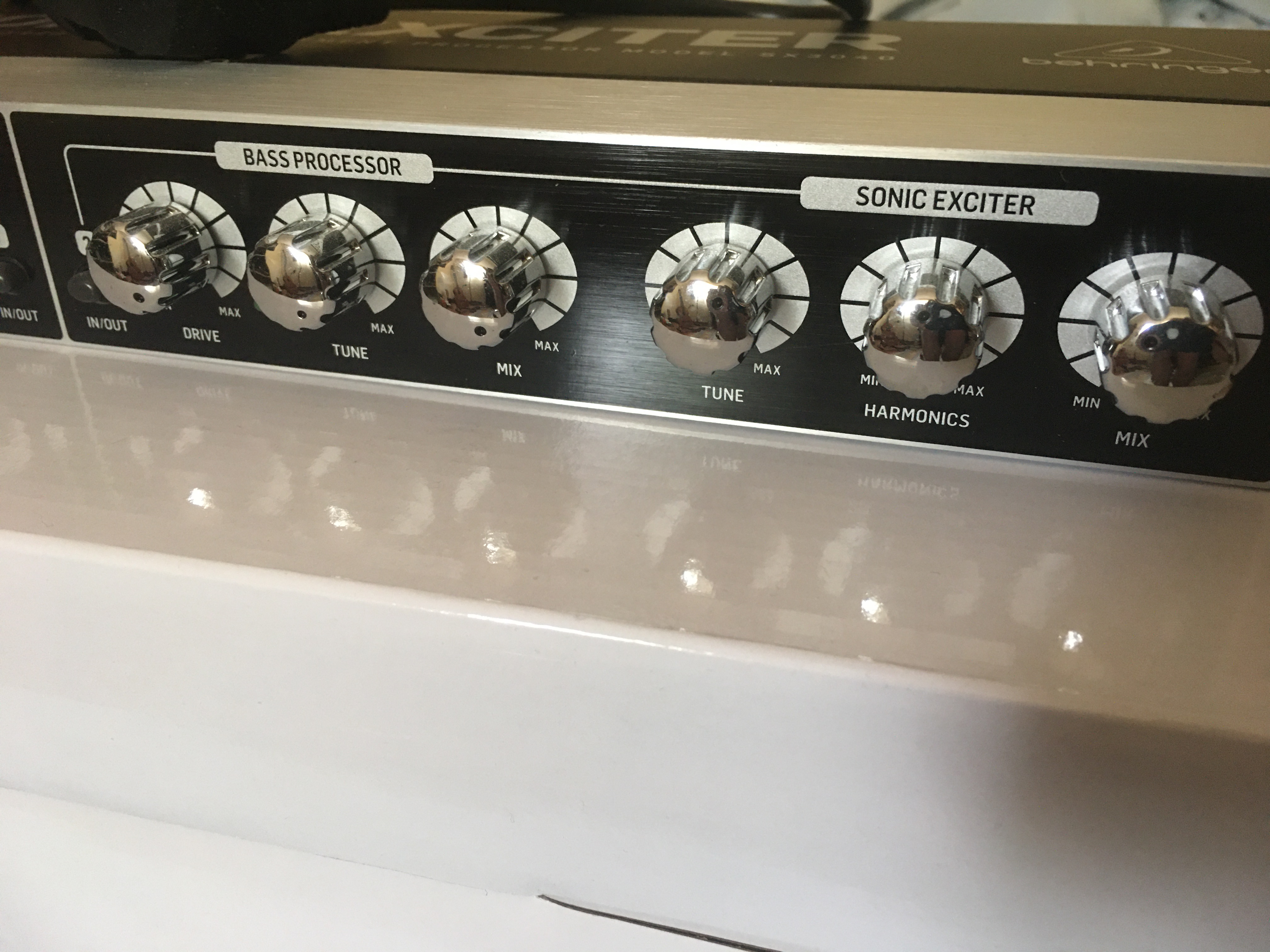 Sonic Exciter SX3040 Behringer Sonic Exciter SX3040 Audiofanzine