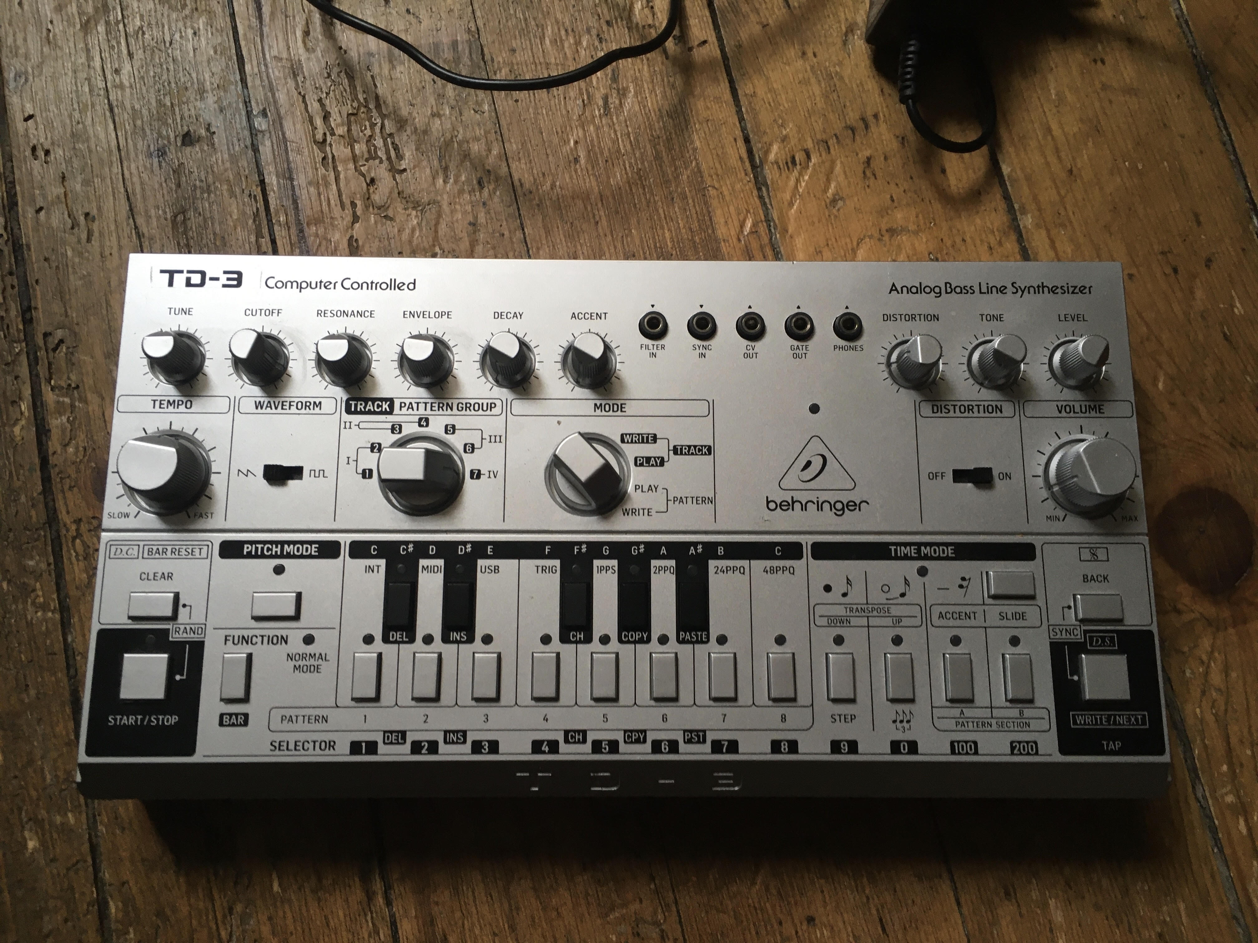 TD3 Behringer TD3 Audiofanzine