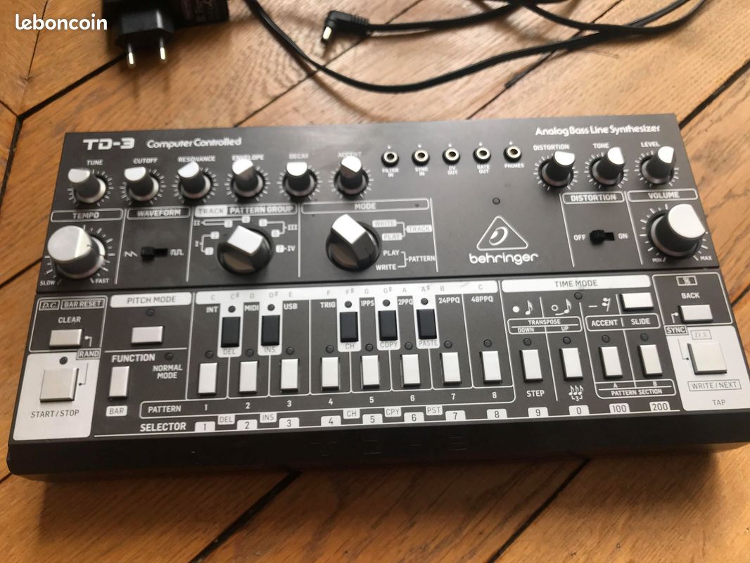 TD-3 - Behringer TD-3 - Audiofanzine