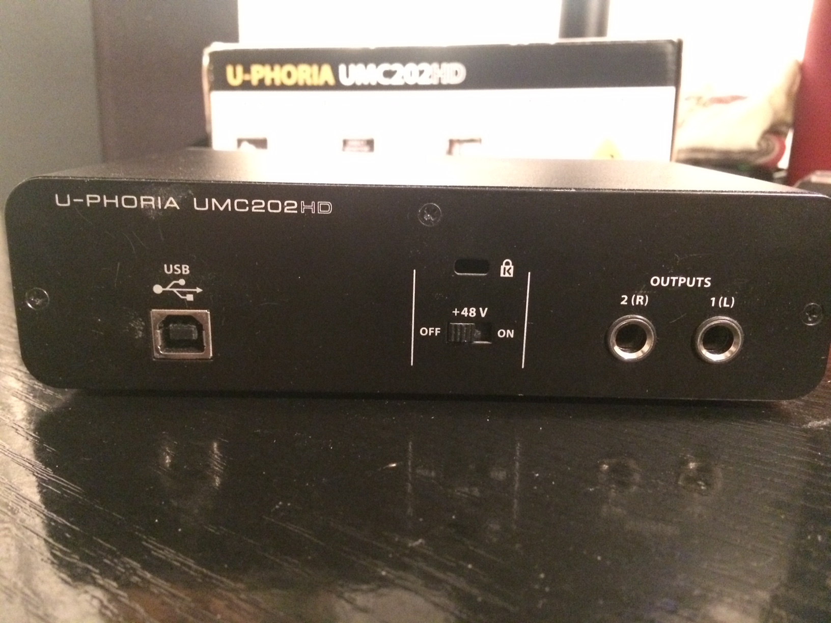 Звуковая карта behringer umc202hd