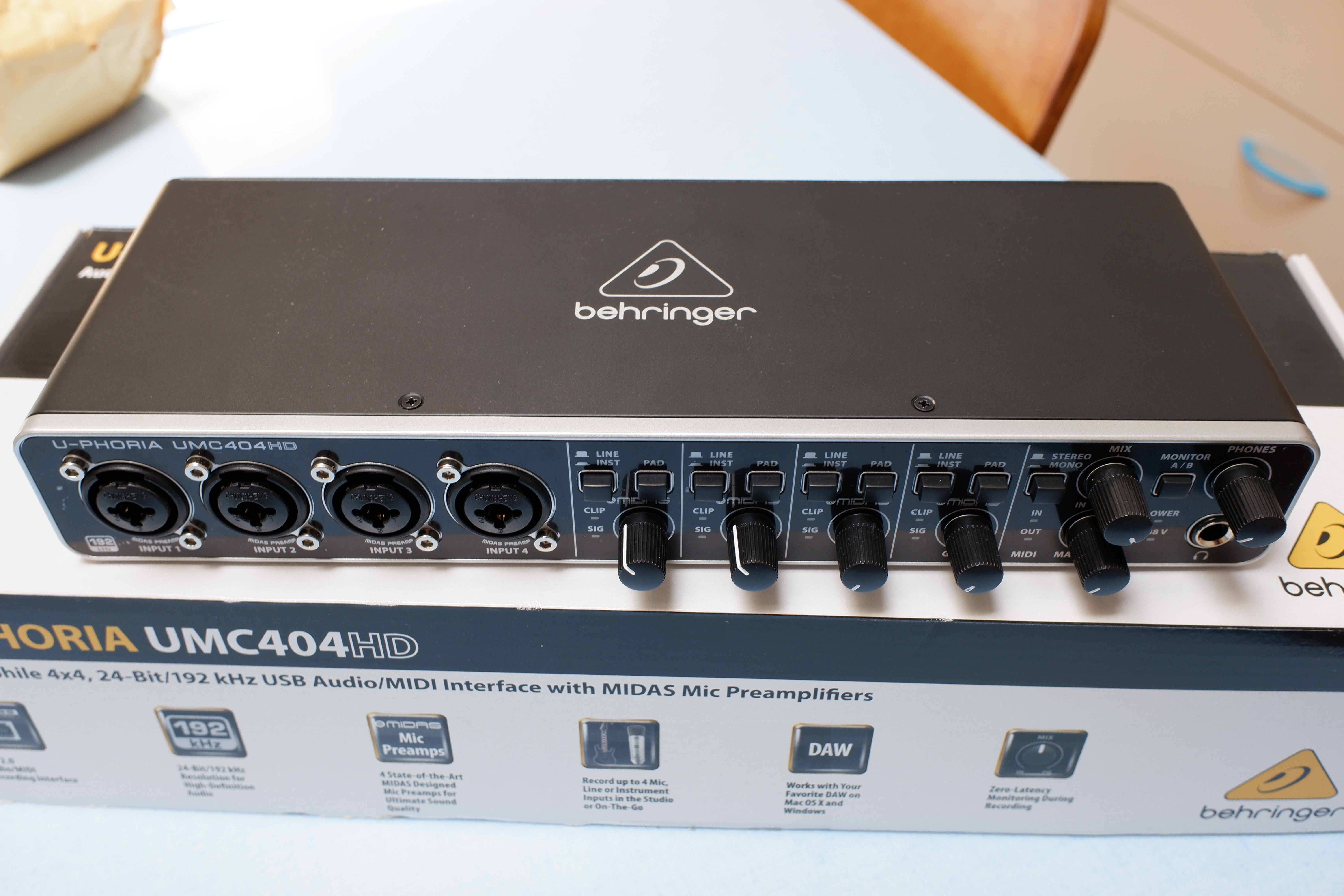 Внешняя звуковая карта с usb behringer umc404hd