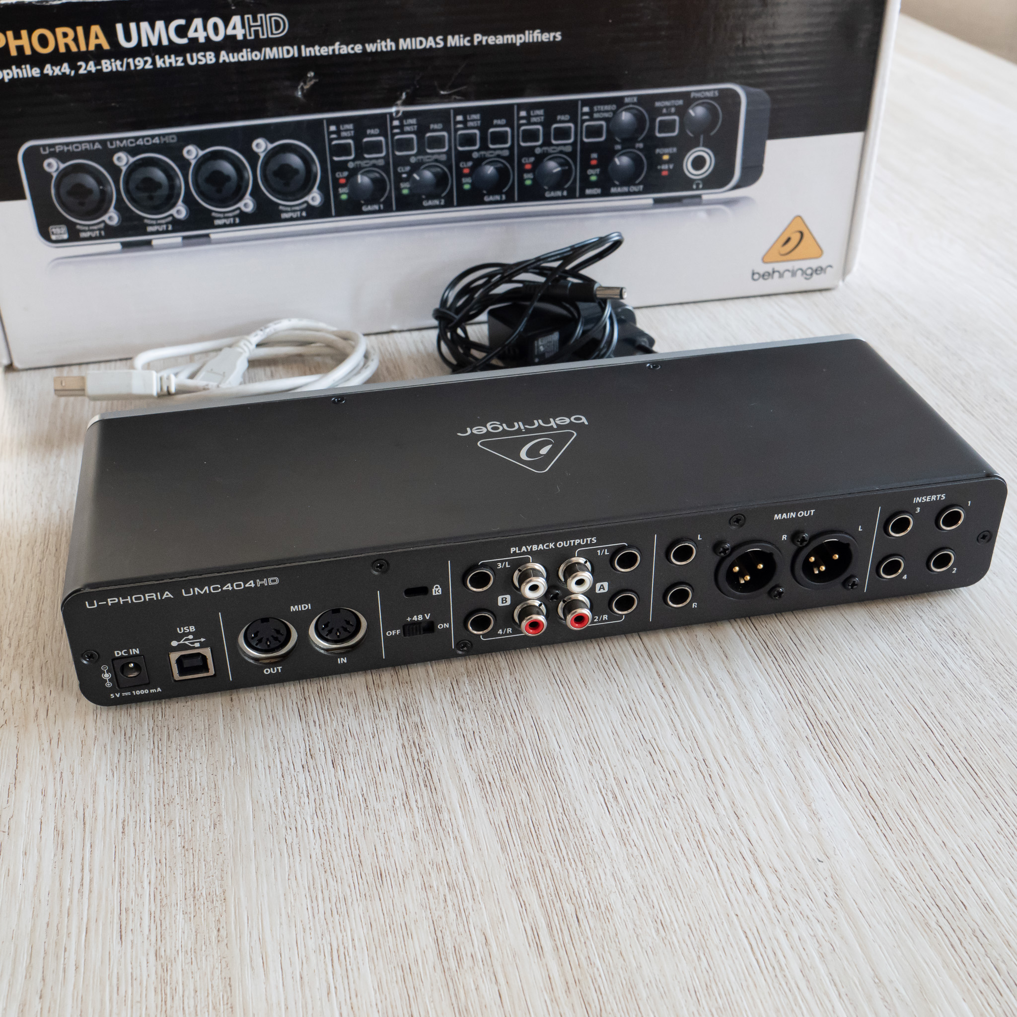 UPhoria UMC404HD Behringer UPhoria UMC404HD Audiofanzine