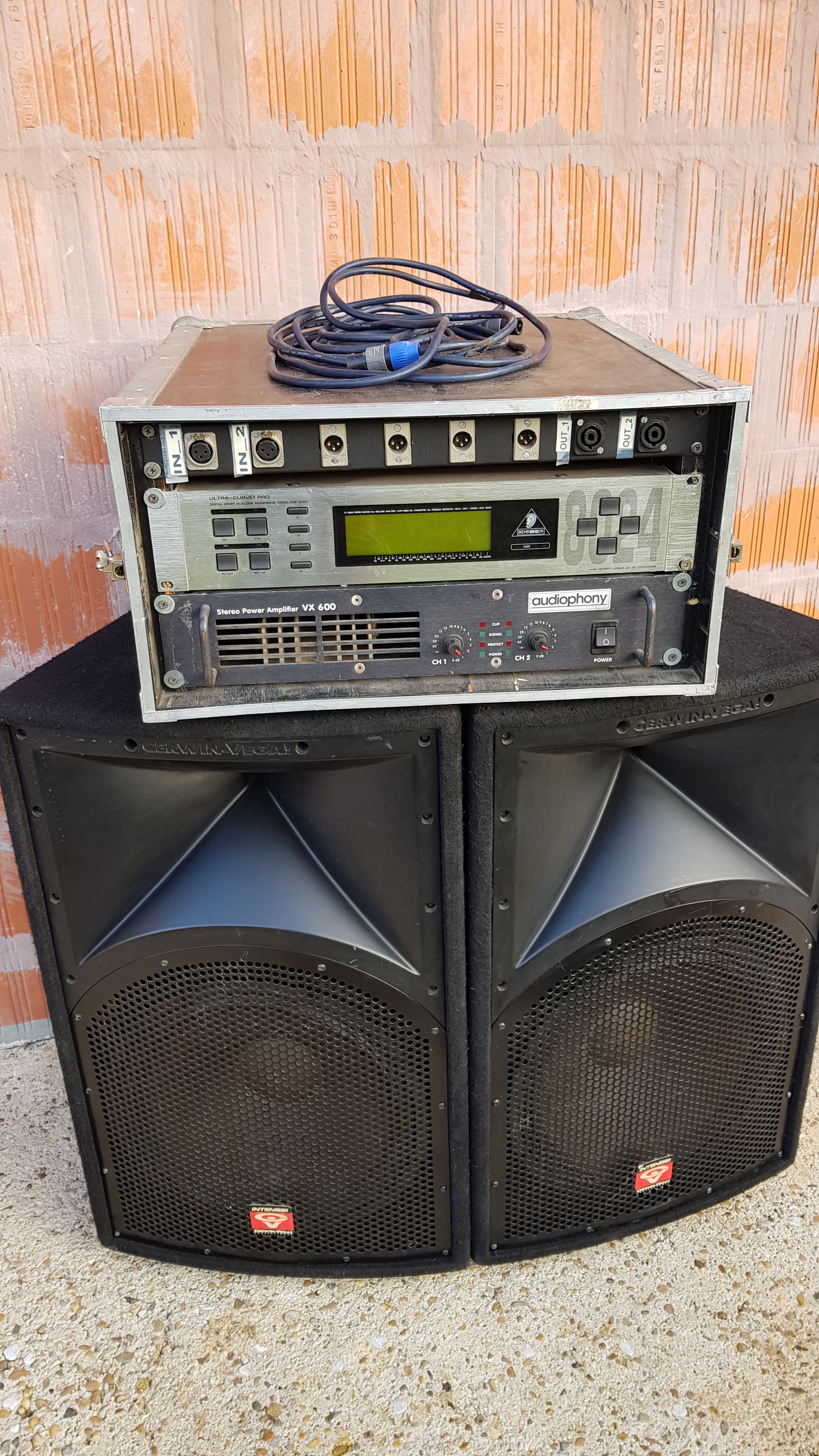 UltraCurve Pro DSP8024 Behringer UltraCurve Pro DSP8024 Audiofanzine