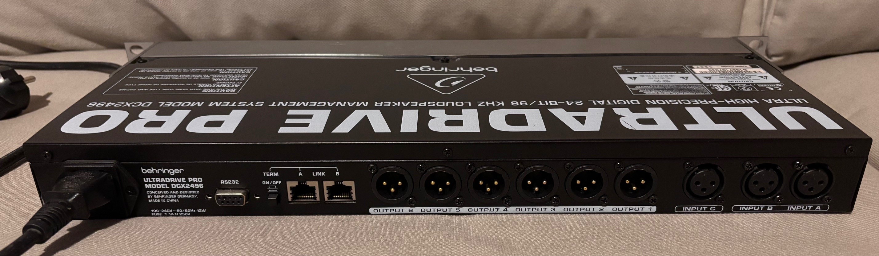 Ultra-Drive Pro DCX2496 - Behringer Ultra-Drive Pro DCX2496