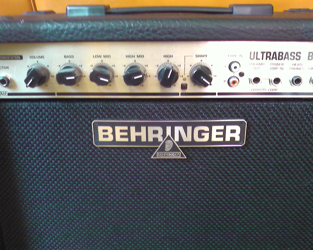 Photo Behringer Ultrabass BX600 Behringer Ultrabass BX600 (48966