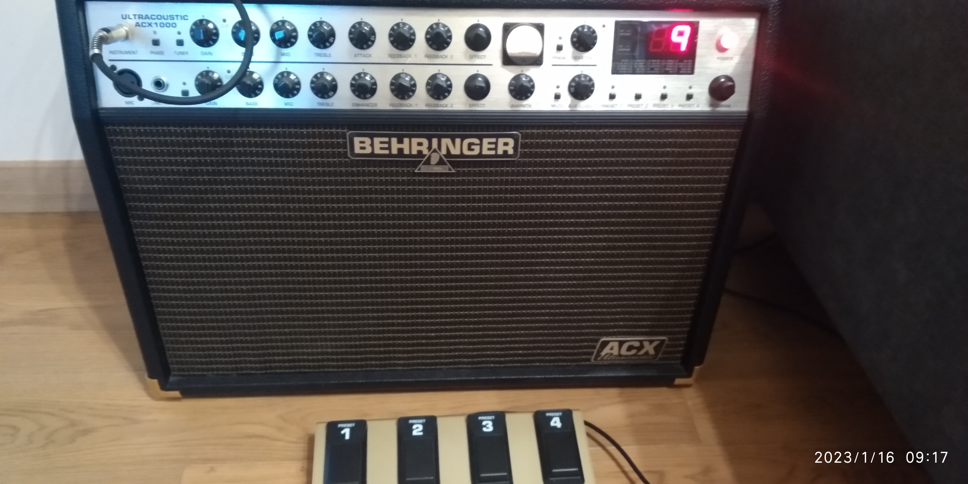 Ultracoustic ACX1000 - Behringer Ultracoustic ACX1000 - Audiofanzine