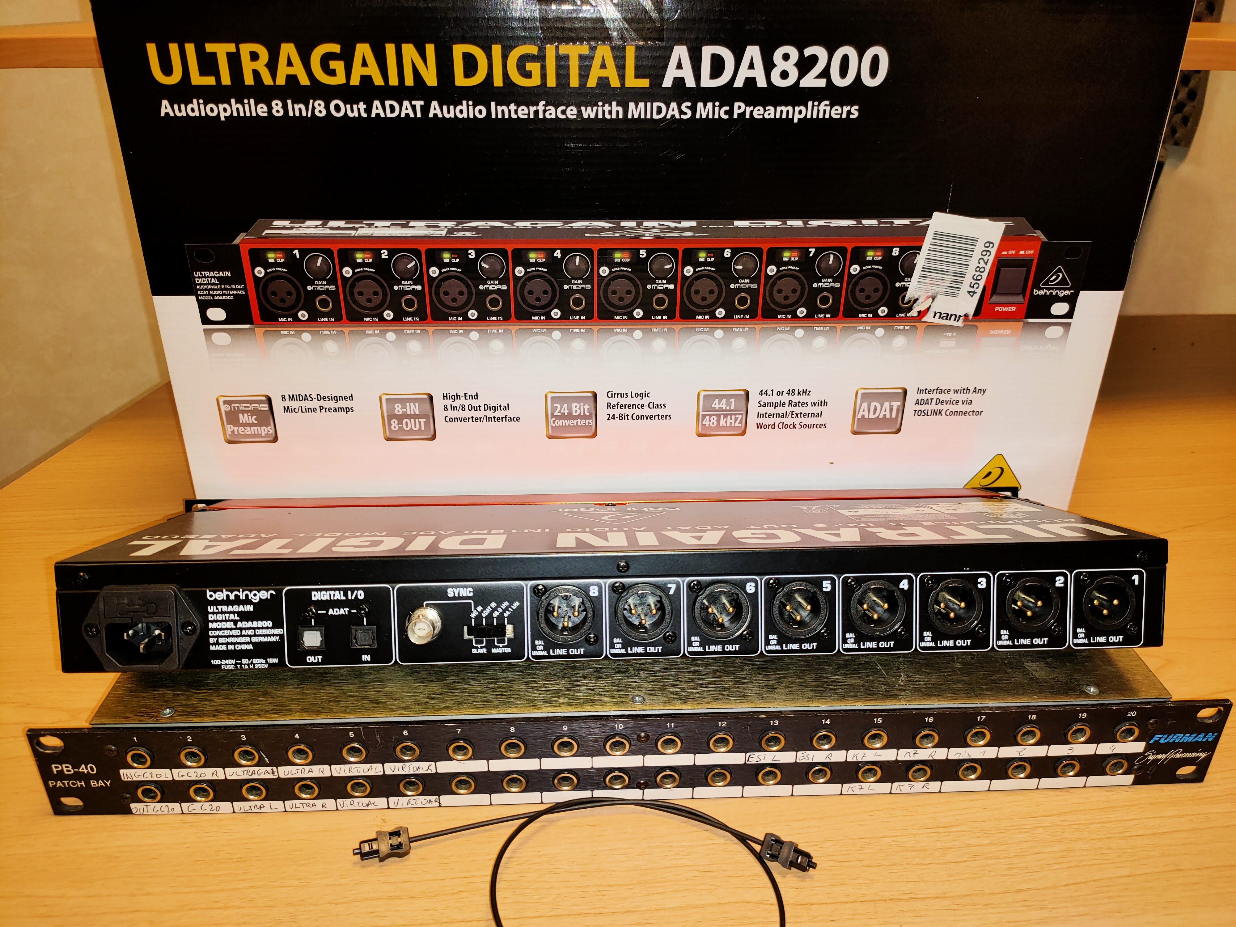 Ultragain Digital ADA8200 Behringer Ultragain Digital ADA8200