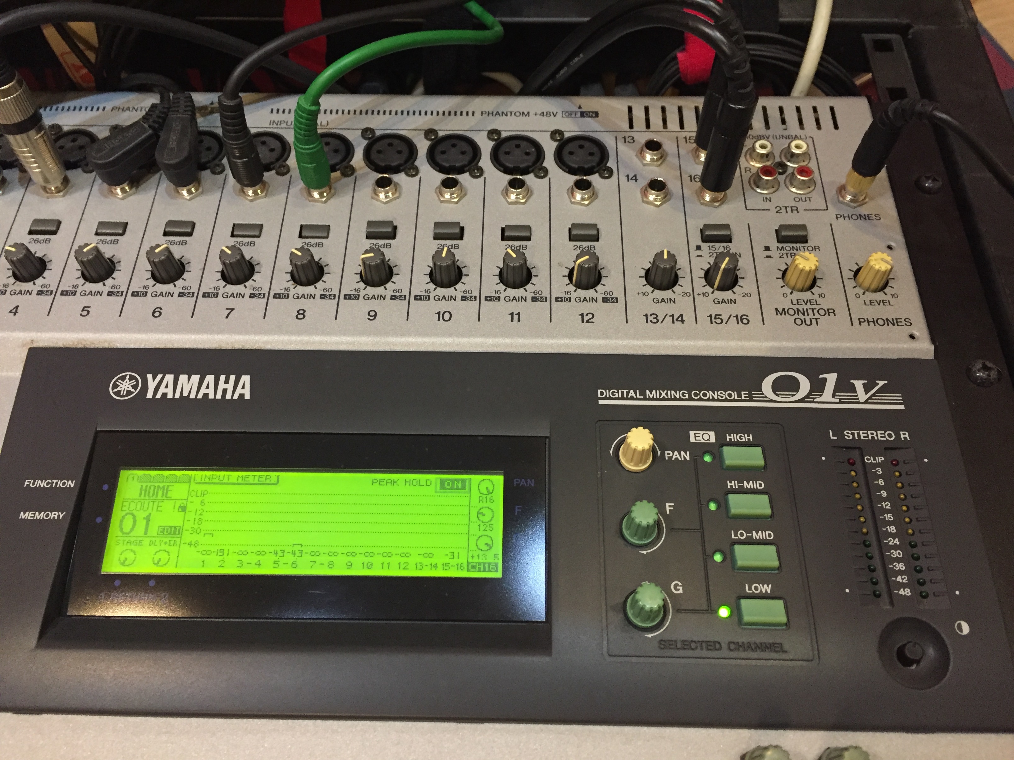 Behringer Ultragain Pro8 Digital ADA8000 Audiofanzine