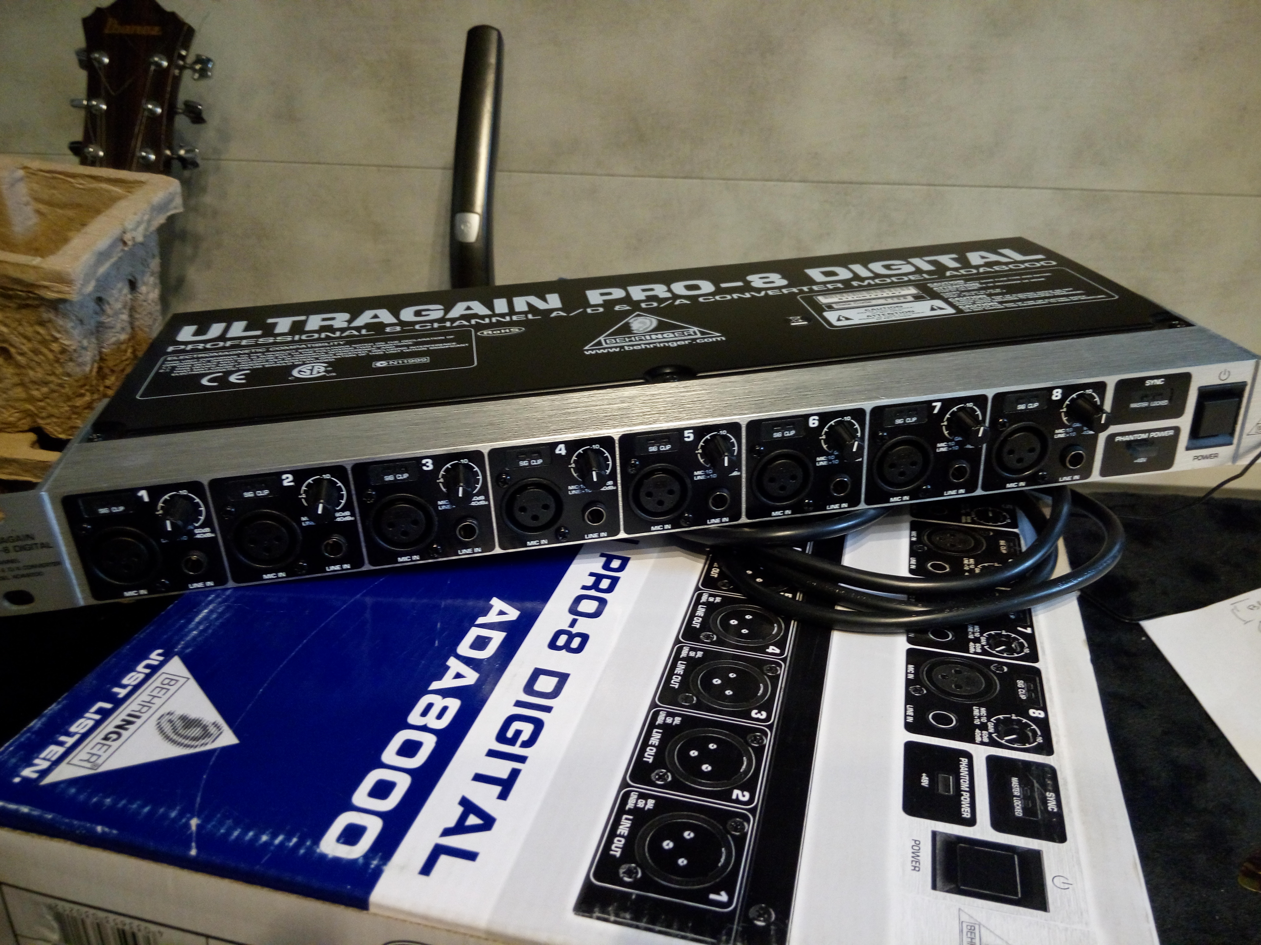 Behringer Ultragain Pro8 Digital ADA8000 Audiofanzine