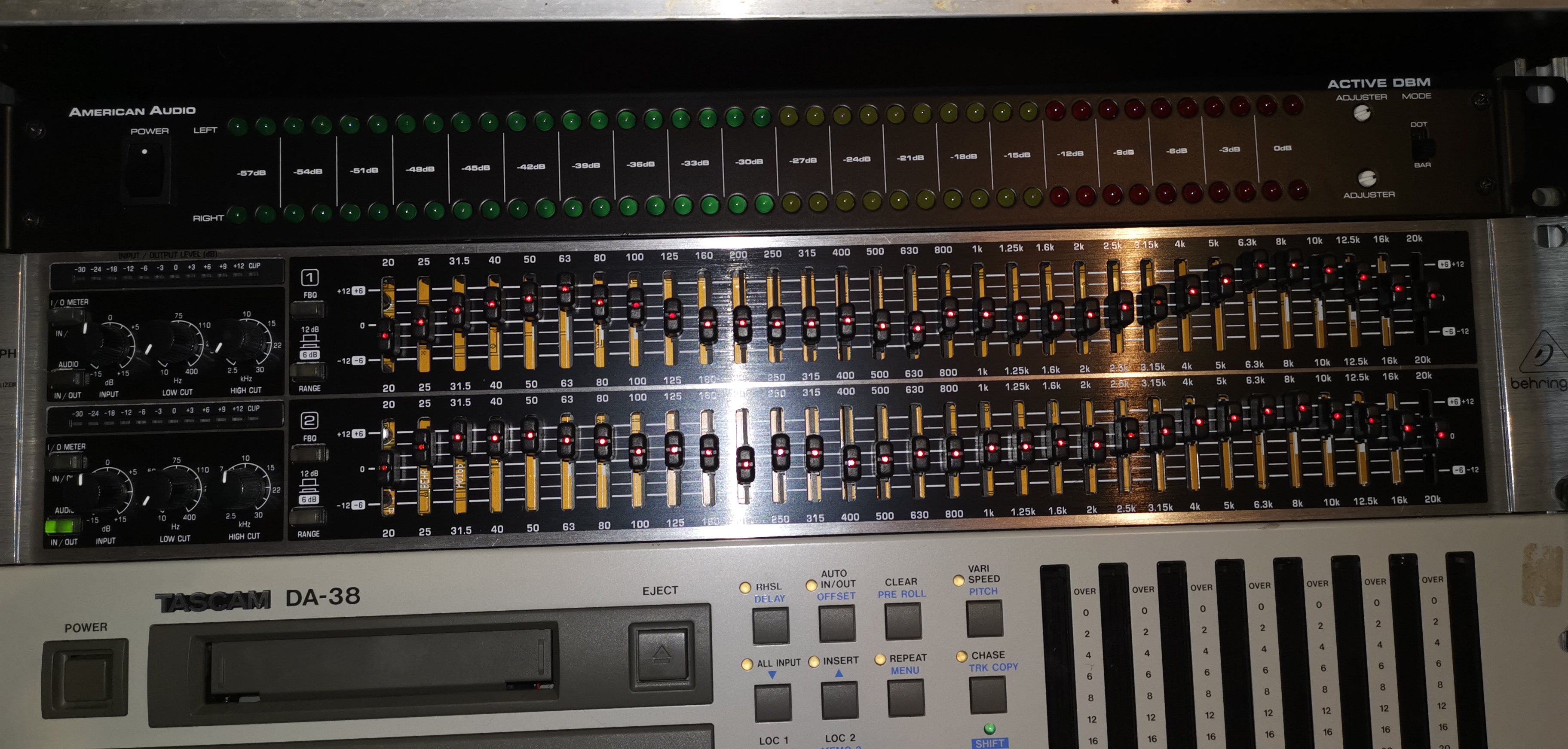 Ultragraph FBQPro FBQ3102 Behringer Audiofanzine