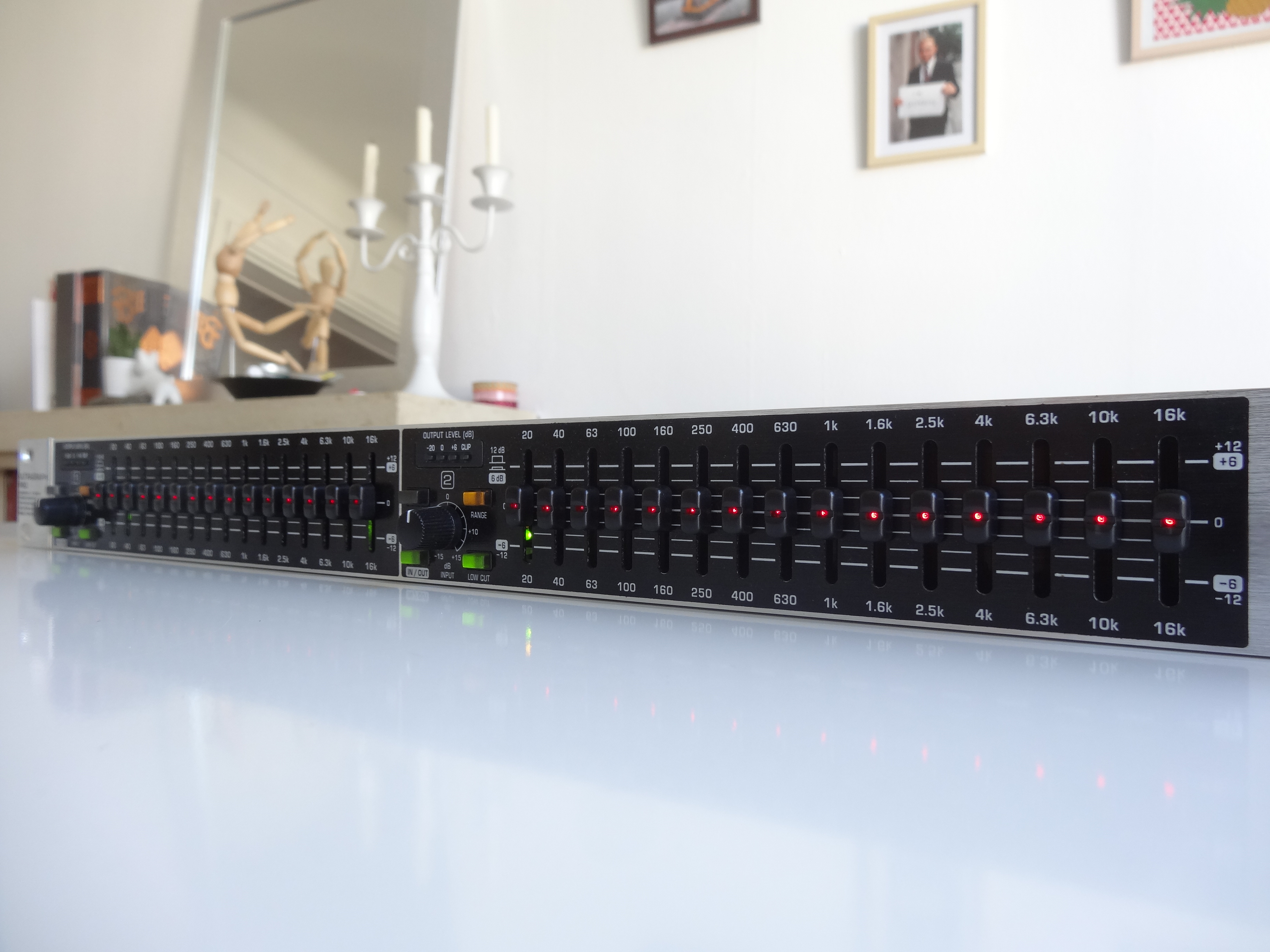 Behringer Ultragraph Pro FBQ1502 image (#1782376) - Audiofanzine