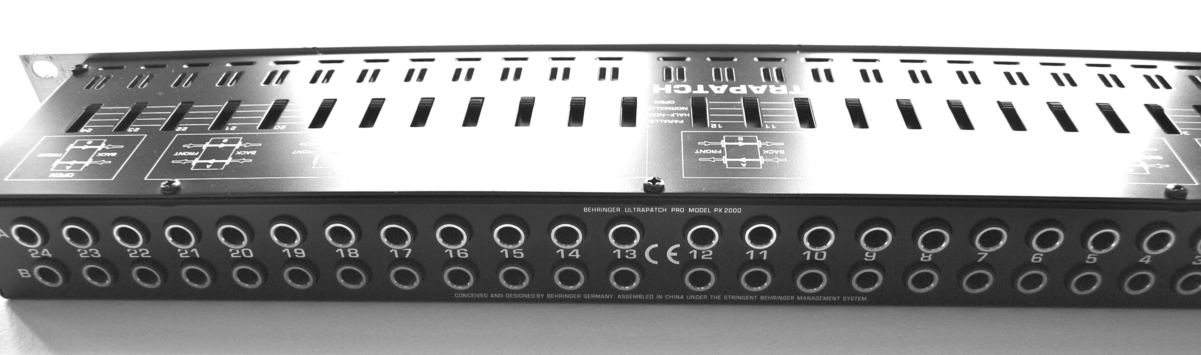 Behringer Ultrapatch Pro PX3000 image (2078670) Audiofanzine