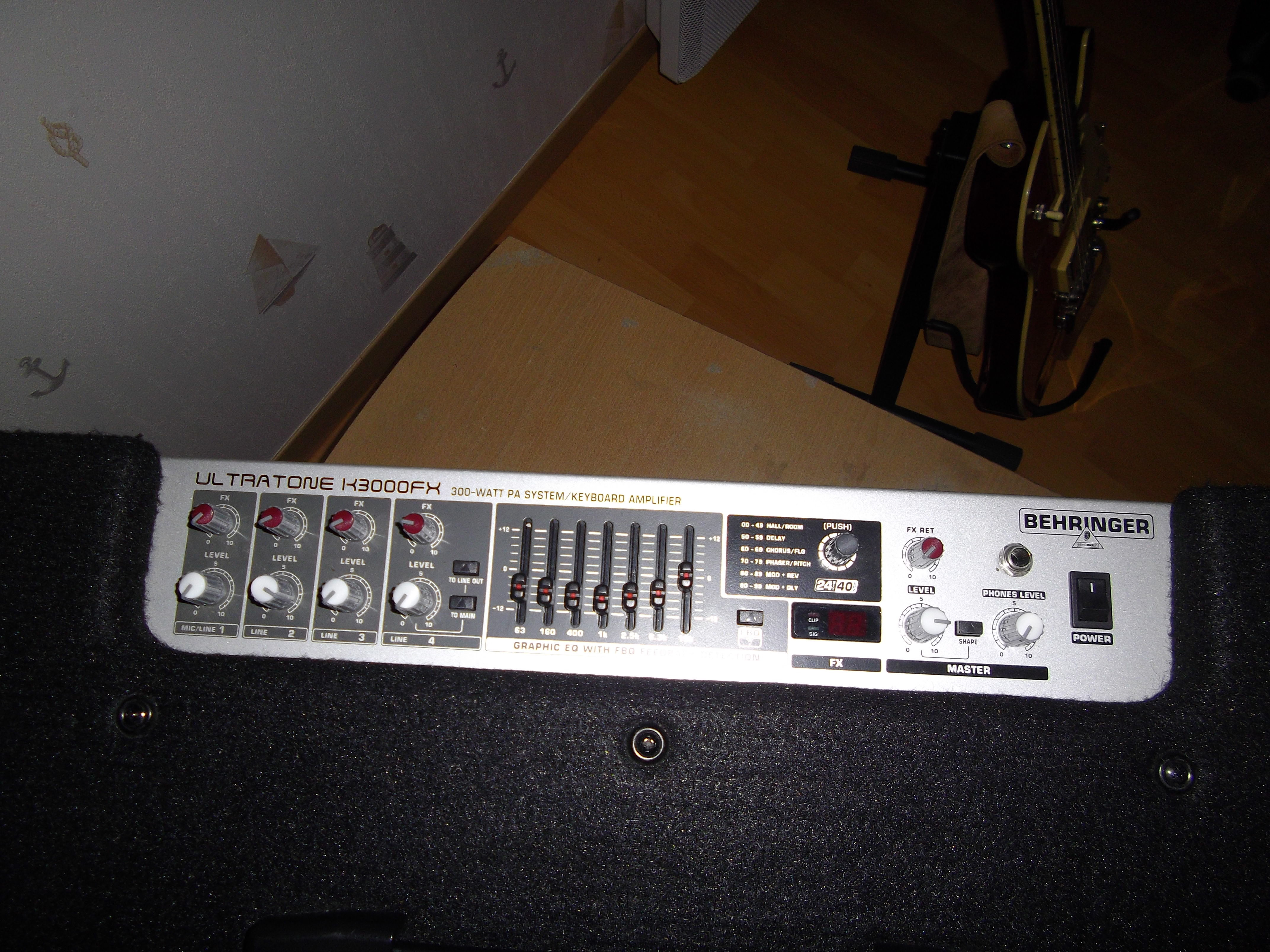 Photo Behringer Ultratone K3000FX Behringer [Ultratone Series