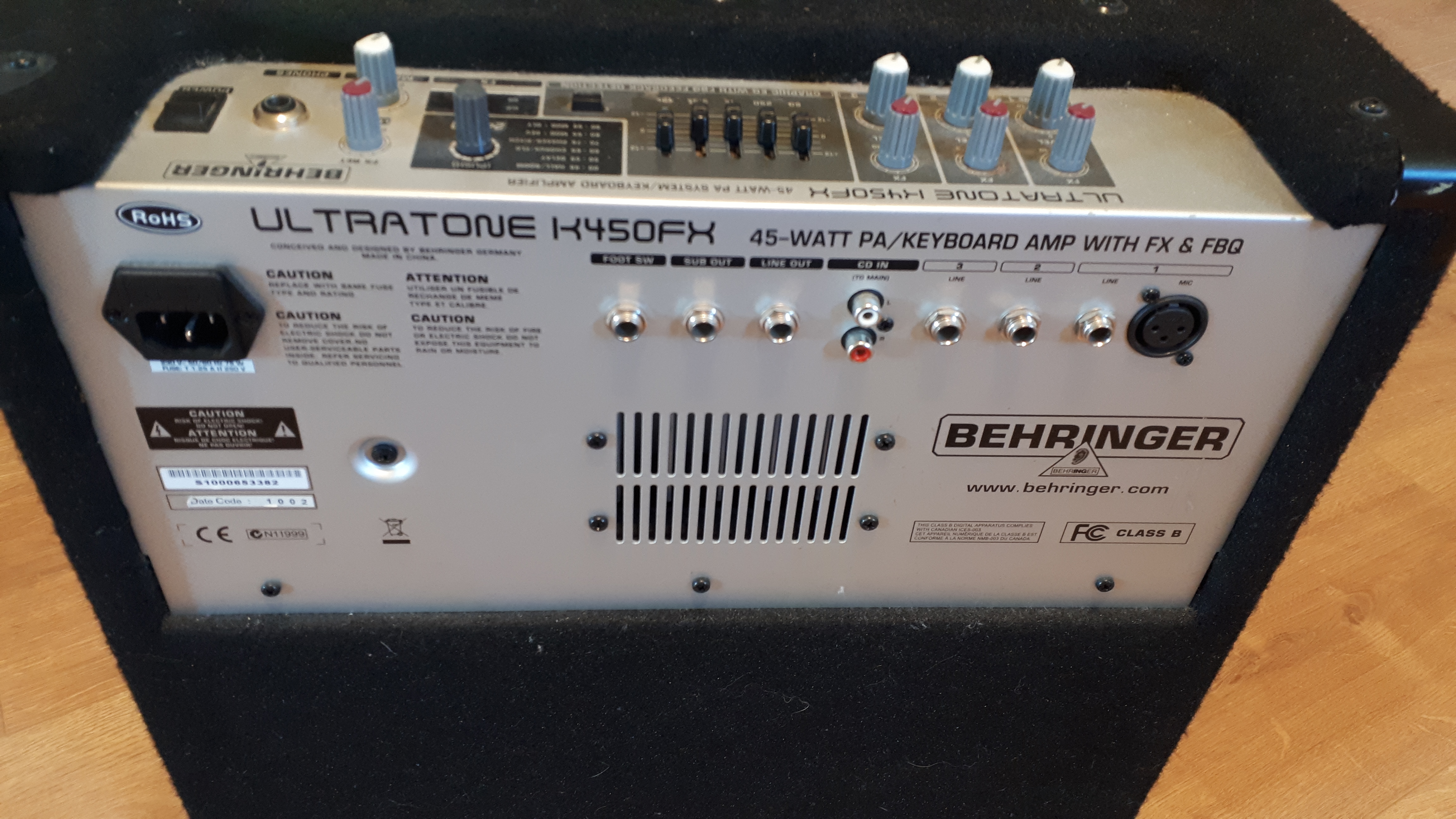 Ultratone K450FX - Behringer Ultratone K450FX - Audiofanzine