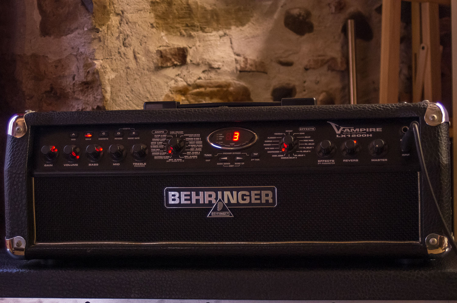 VAMPIRE LX1200H Behringer VAmpire LX1200H Audiofanzine