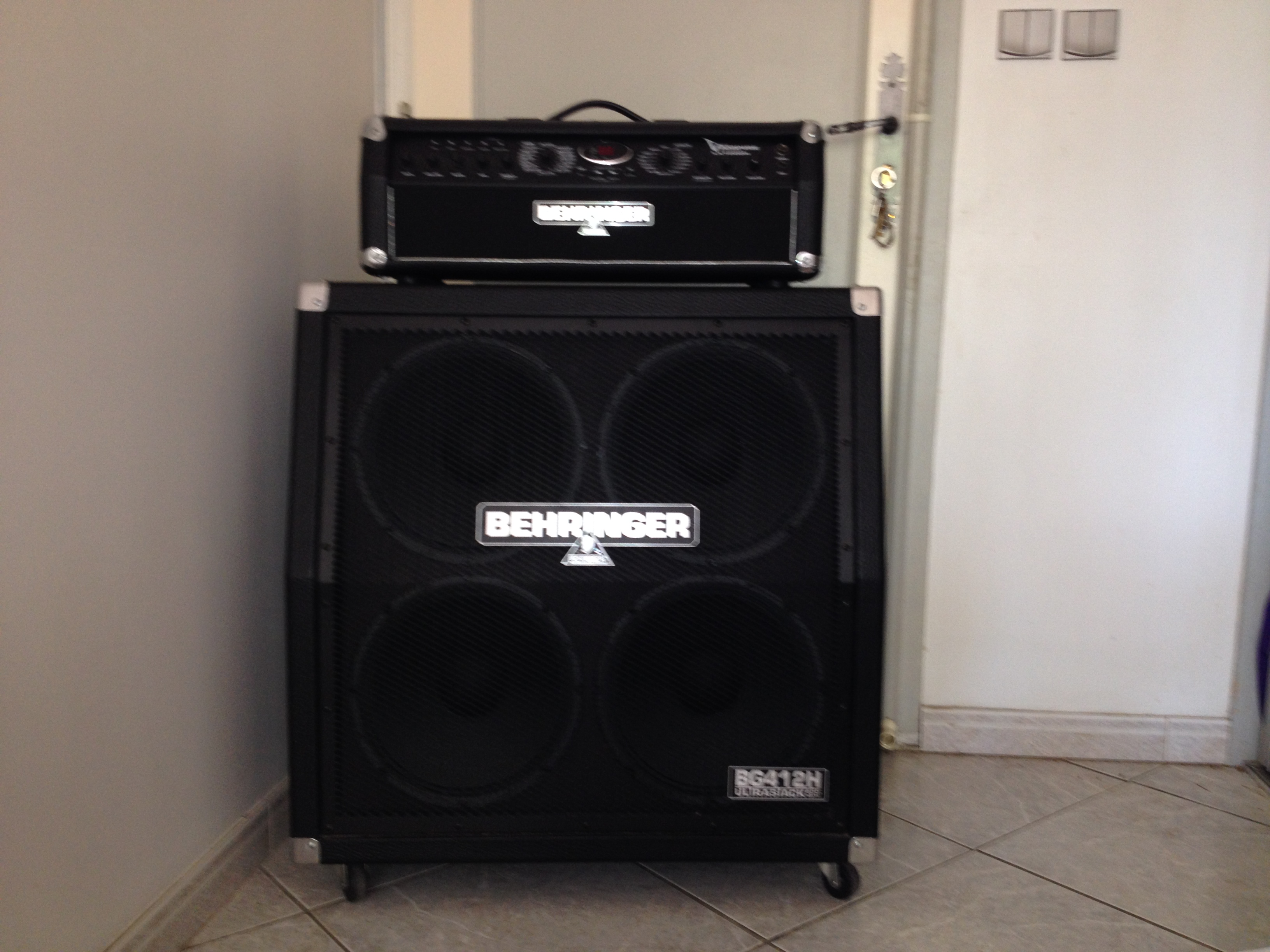 V-AMPIRE LX1200H - Behringer V-Ampire LX1200H - Audiofanzine