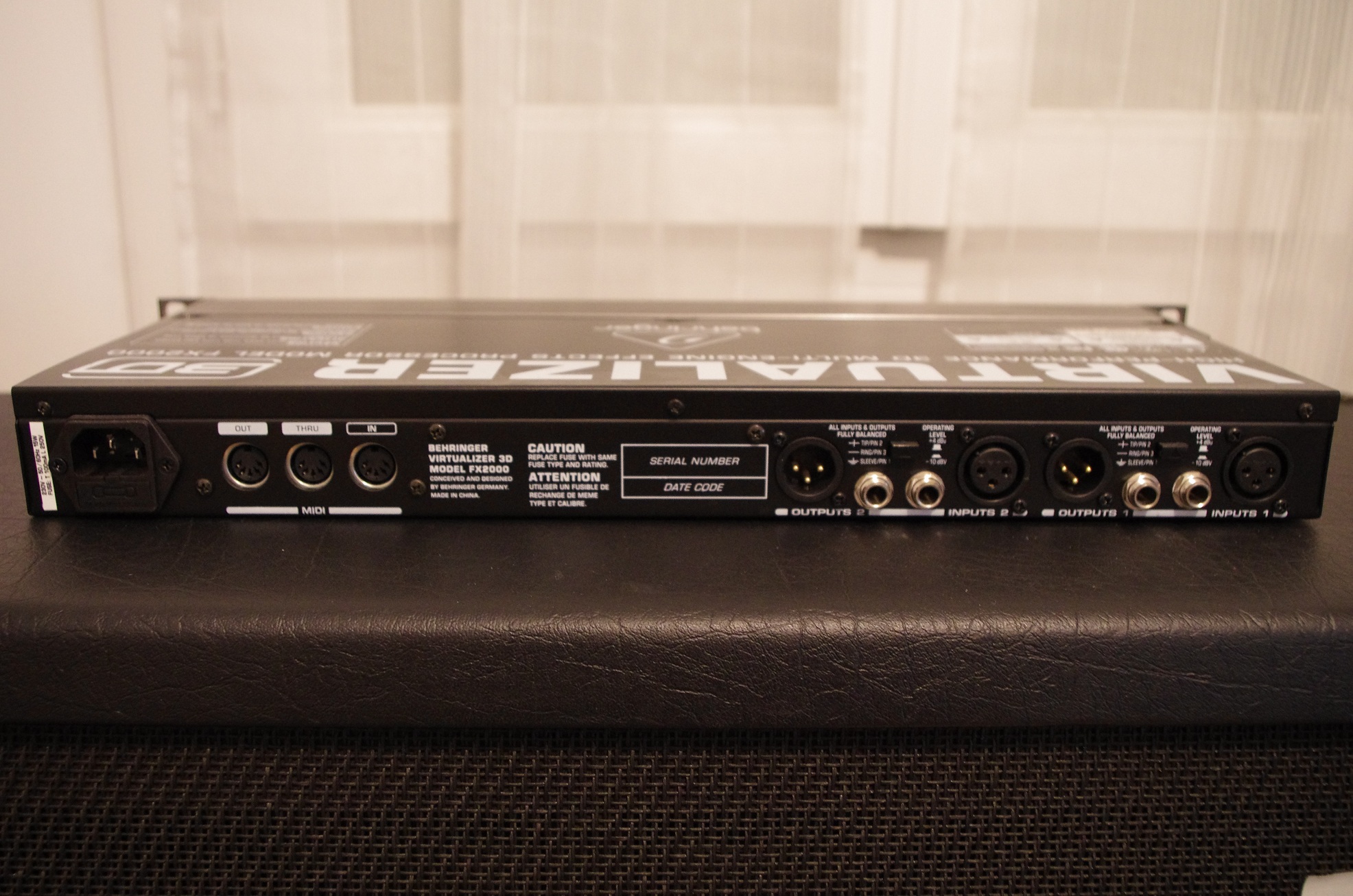 Photo Behringer Virtualizer 3D FX2000 Behringer Virtualizer 3D FX2000