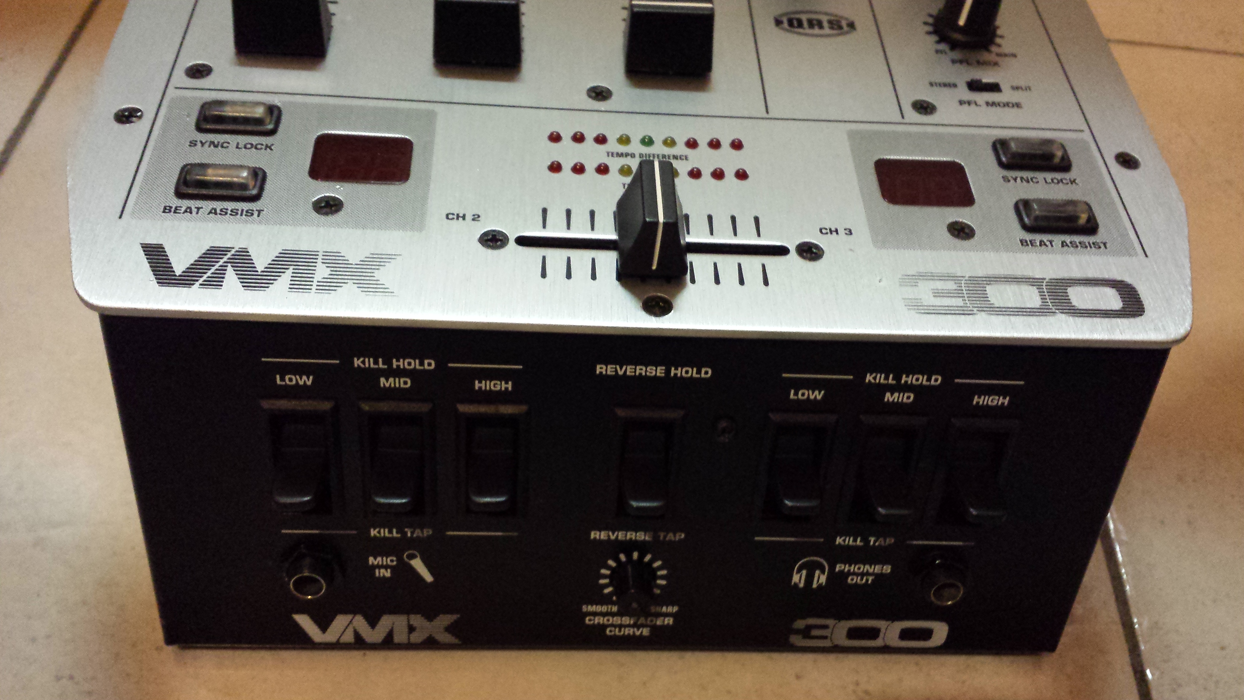 Behringer VMX300 image (797697) Audiofanzine