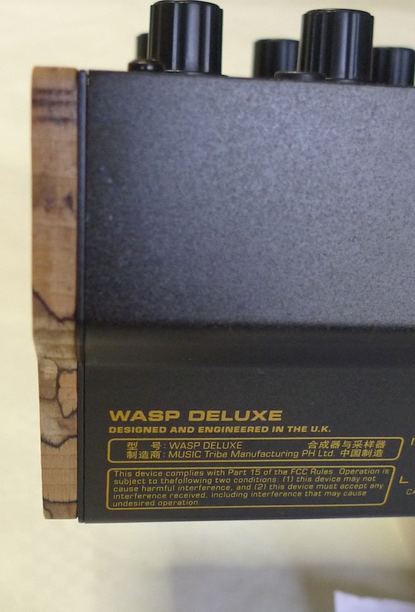 behringer-wasp-deluxe-2848624.jpg