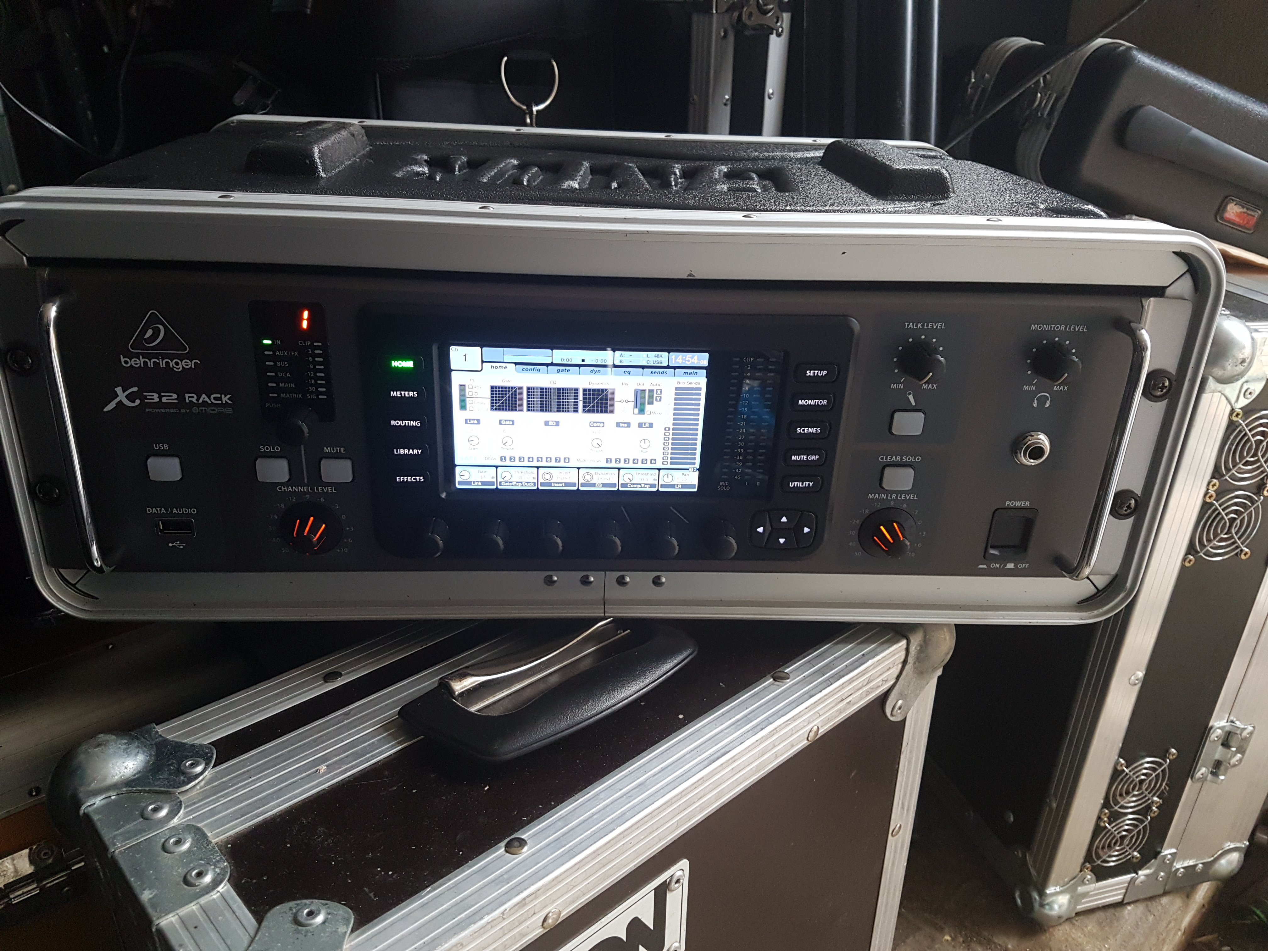 x32 behringer rack android app