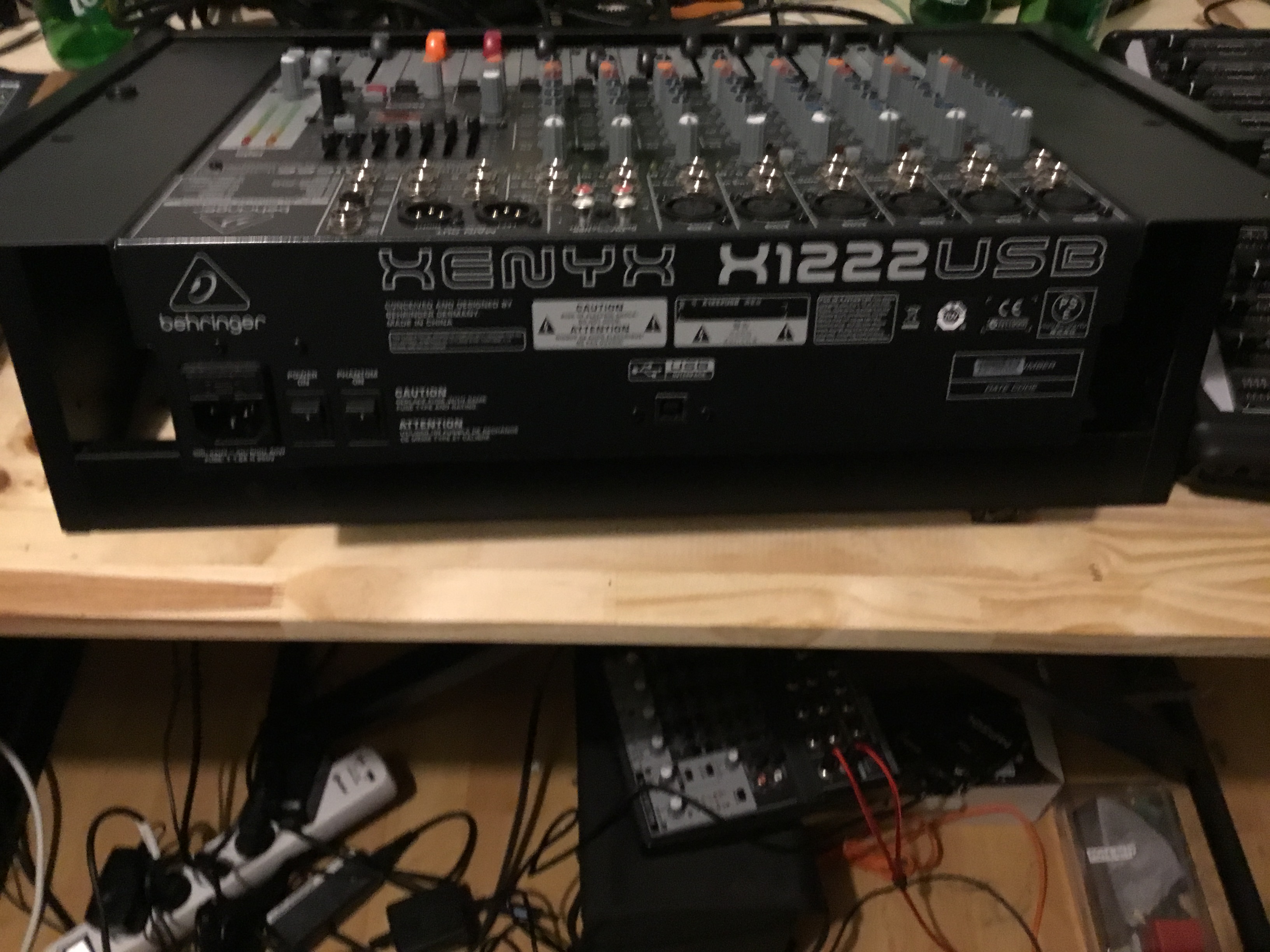 behringer 1222fx mixer