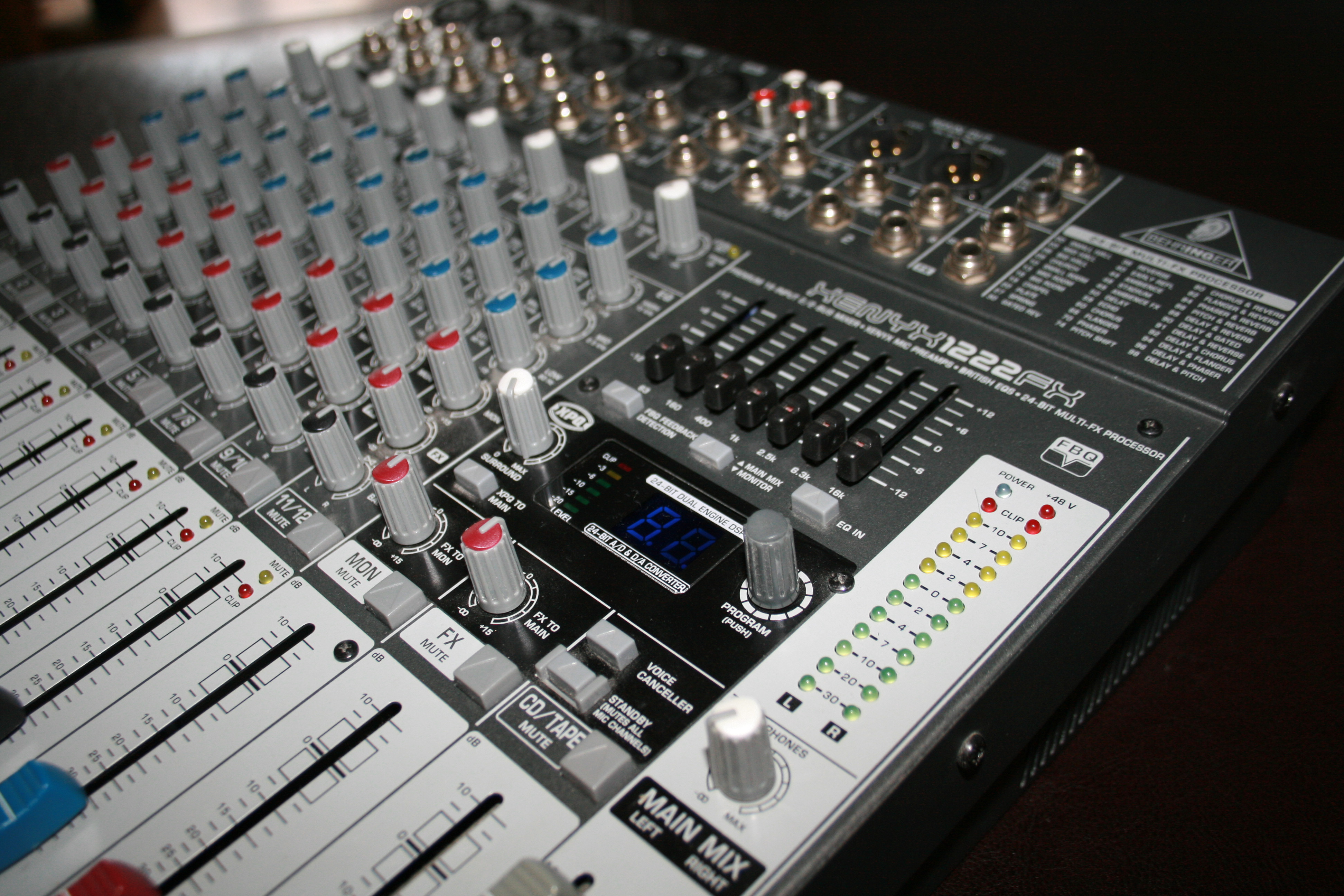 Behringer Xenyx 1222FX image (#418067) - Audiofanzine