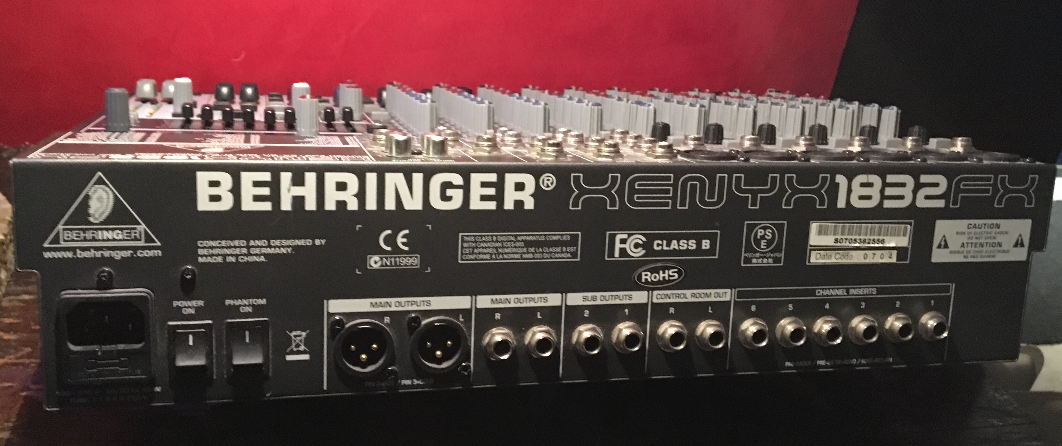 Behringer Xenyx 1832FX image (2051525) Audiofanzine