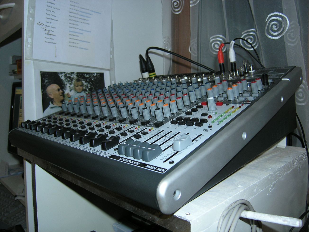 Photo Behringer Xenyx 2442FX Behringer Xenyx 2442FX (41354) (217524