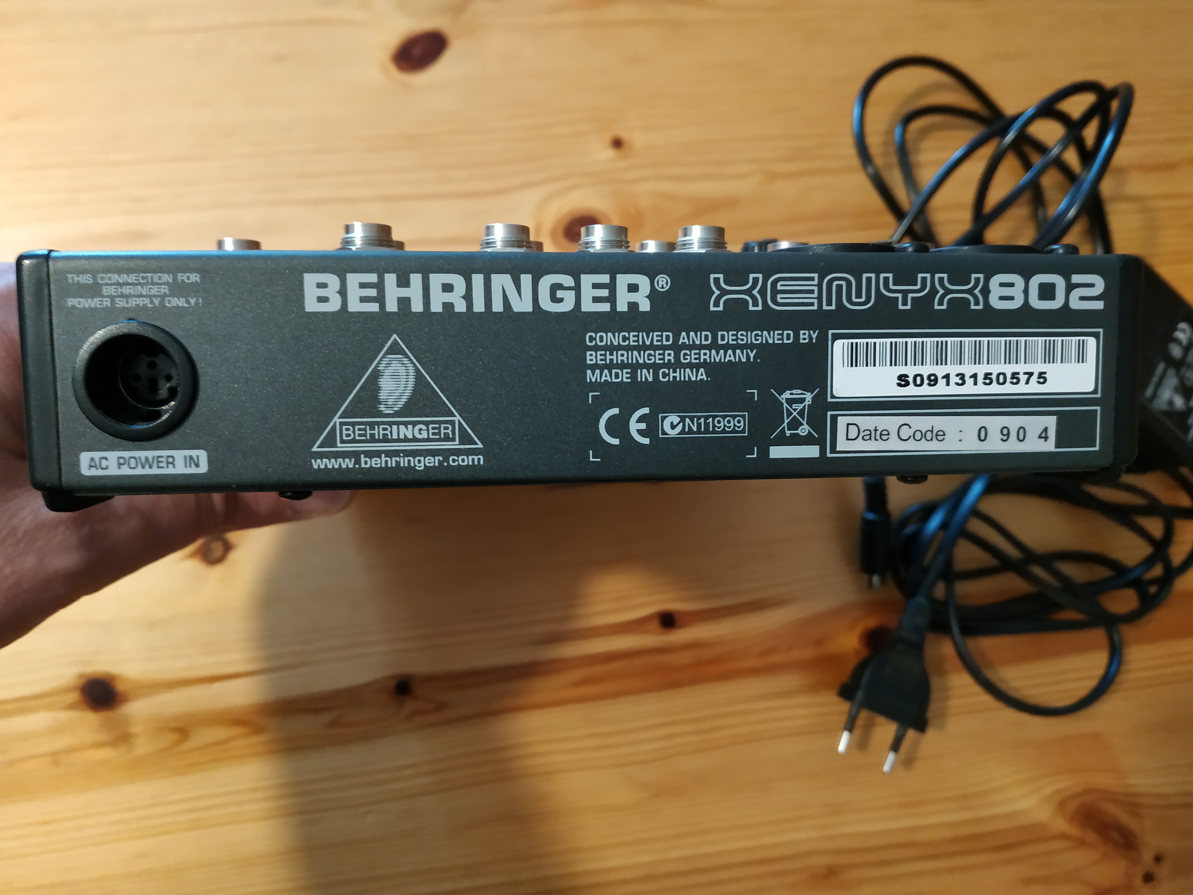 Behringer xenyx 802 схема подключения