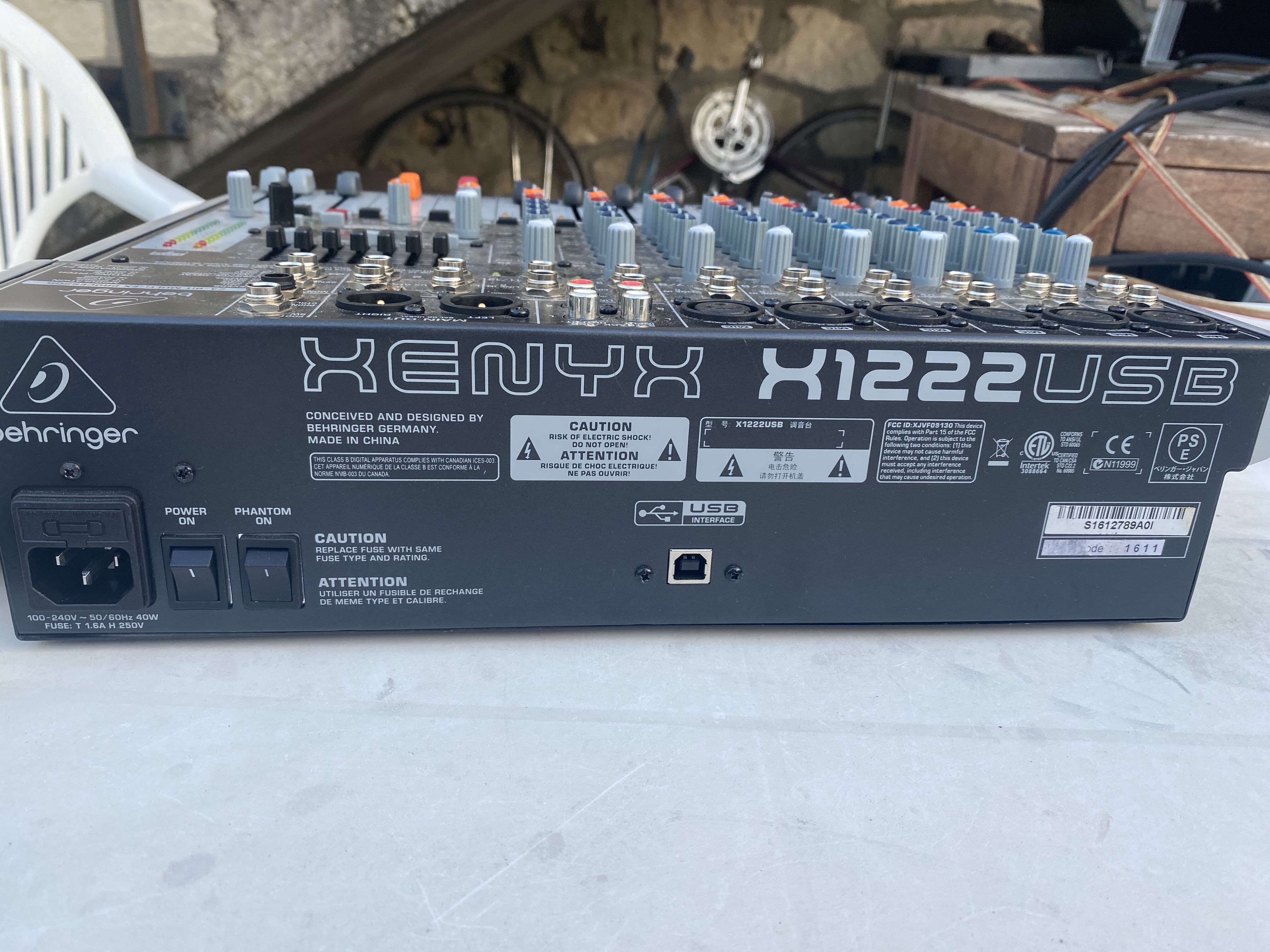 Table de mixage BEHRINGER XENYX X1222 USB