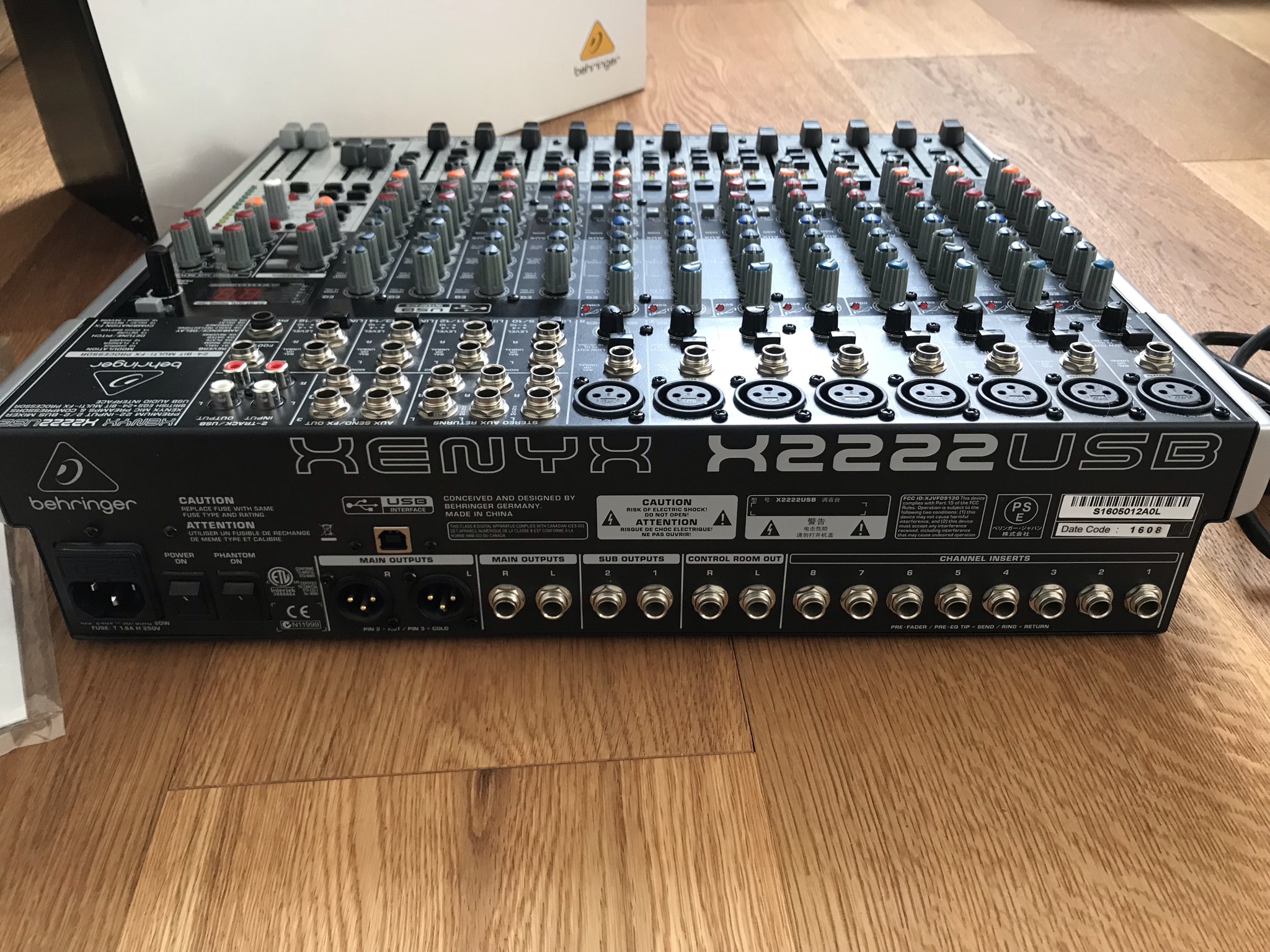 TABLE DE MIXAGE Behringer Xenyx X2222USB EUR 269,00 - FR