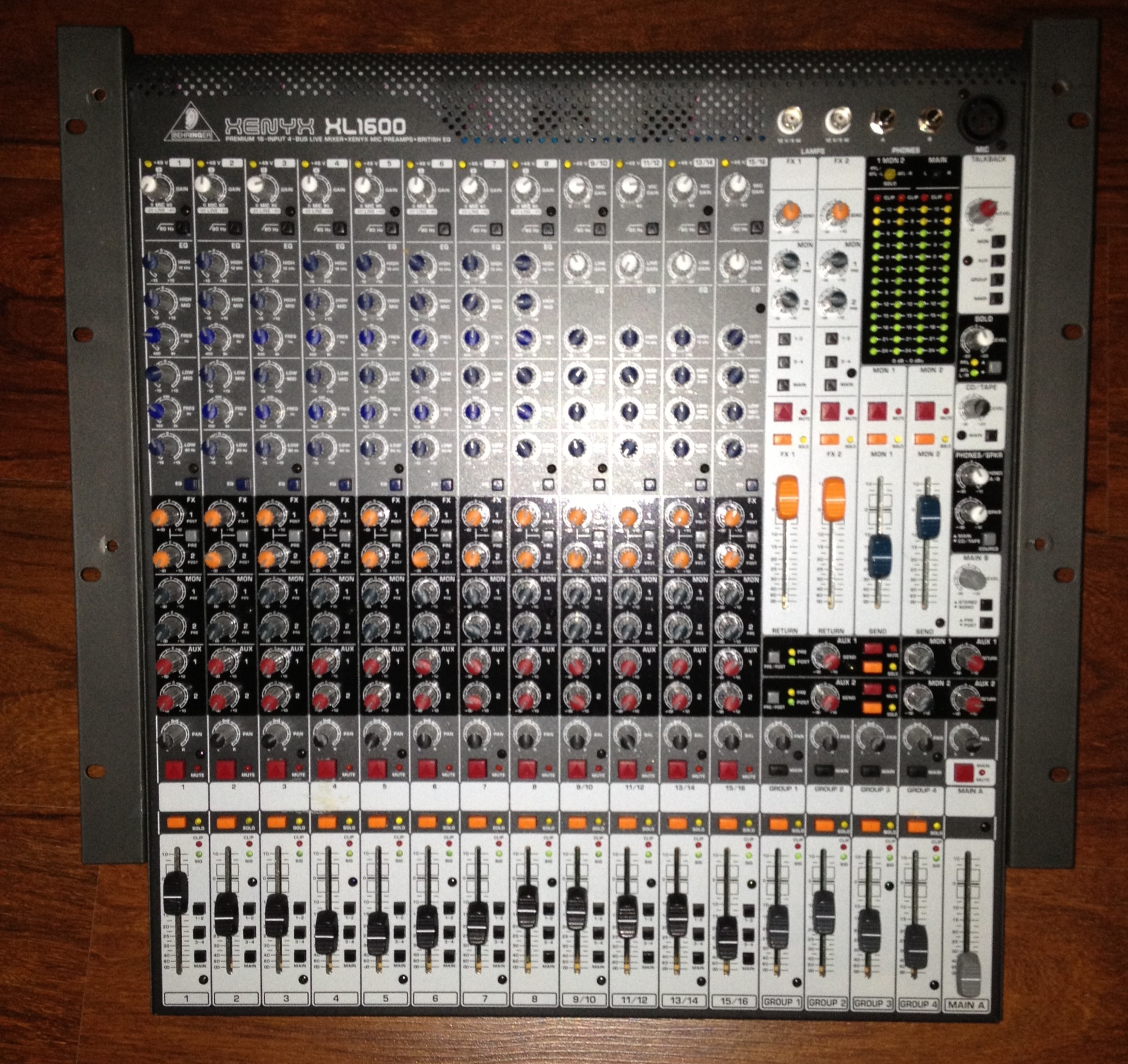 Behringer Xenyx XL1600 image (#324626) - Audiofanzine