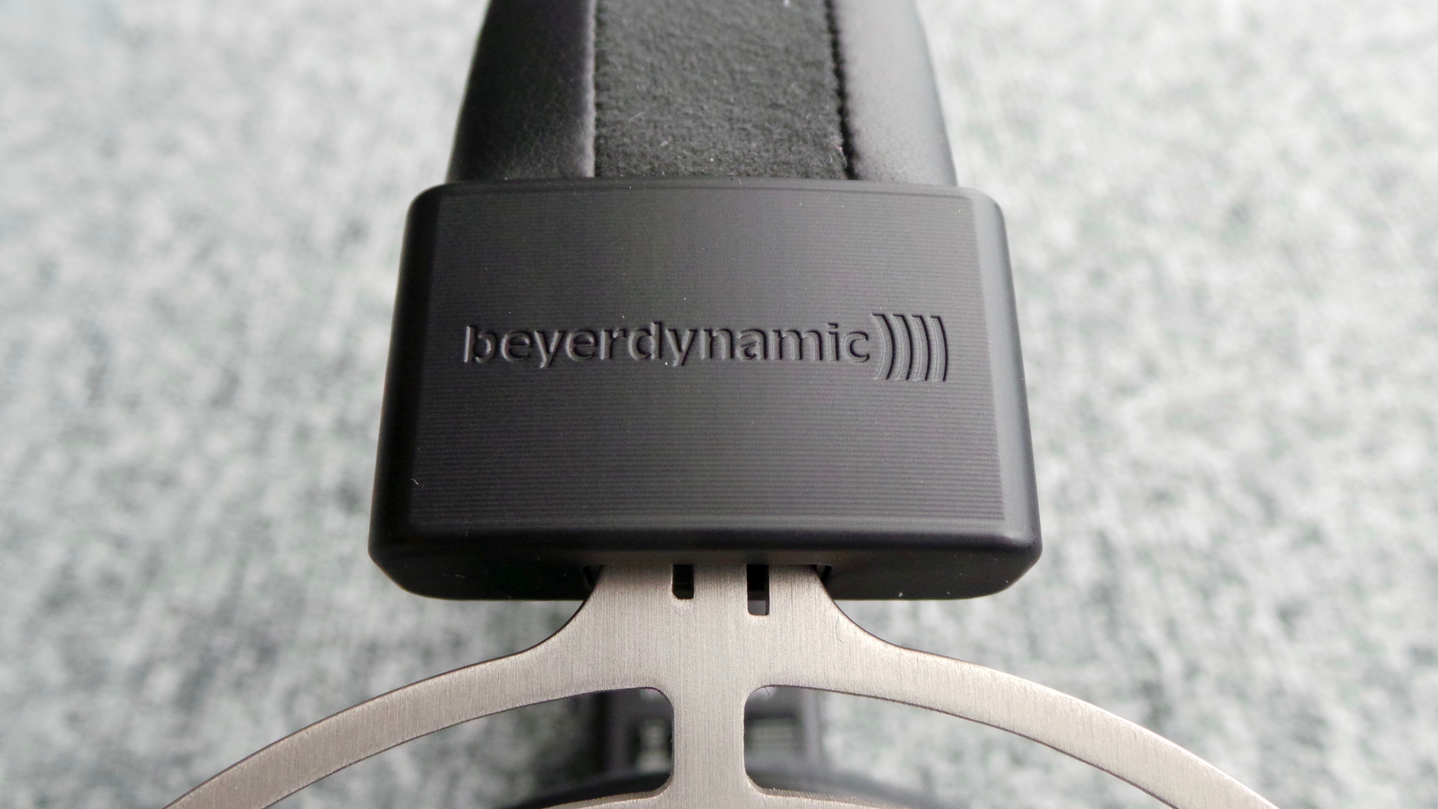 beyerdynamic T1 ハイエンド テスラ ヘッドフォン (第3世代