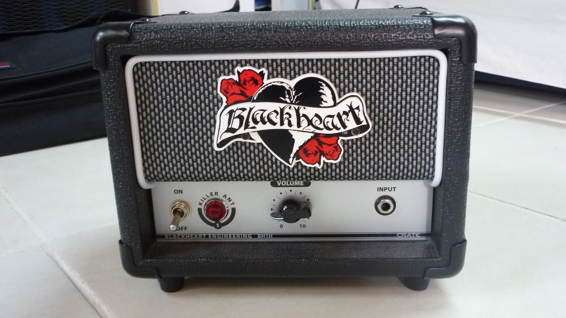 Blackheart Engineering BH1H Killer Ant image (296545) Audiofanzine