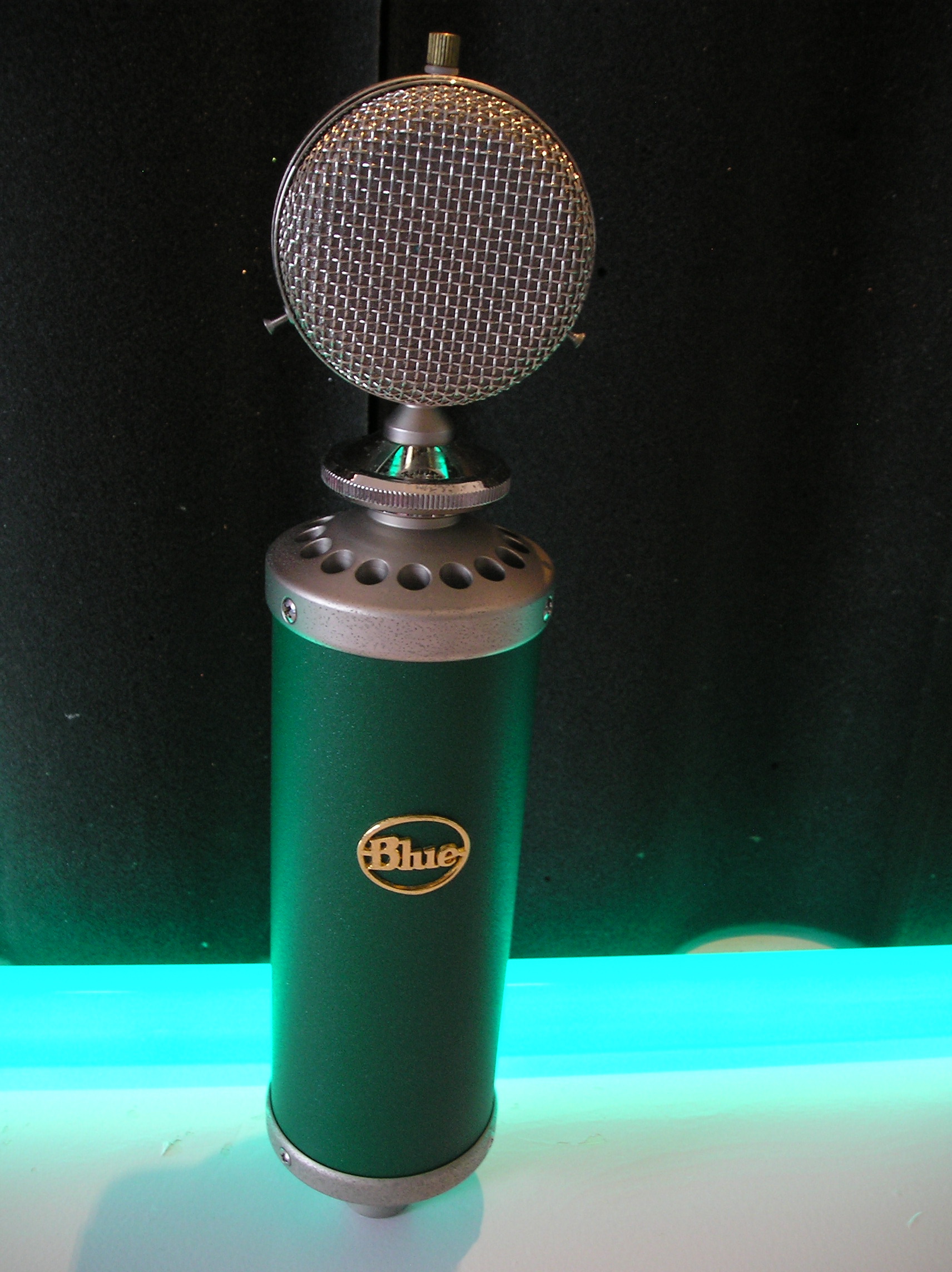 Blue Microphones Kiwi image (1606719) Audiofanzine