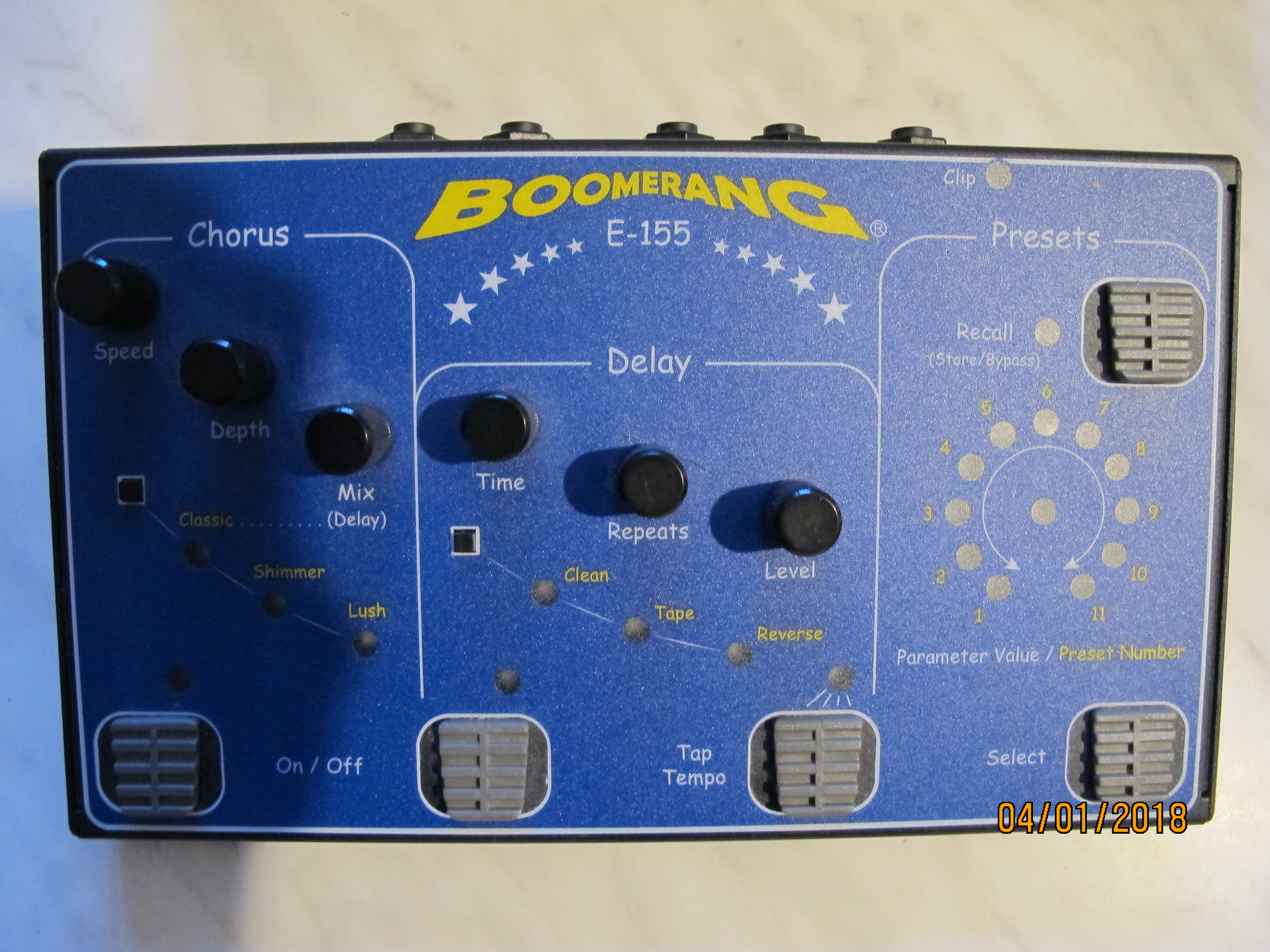E155 CHORUS & DELAY Boomerang E155 Chorus & Delay Audiofanzine