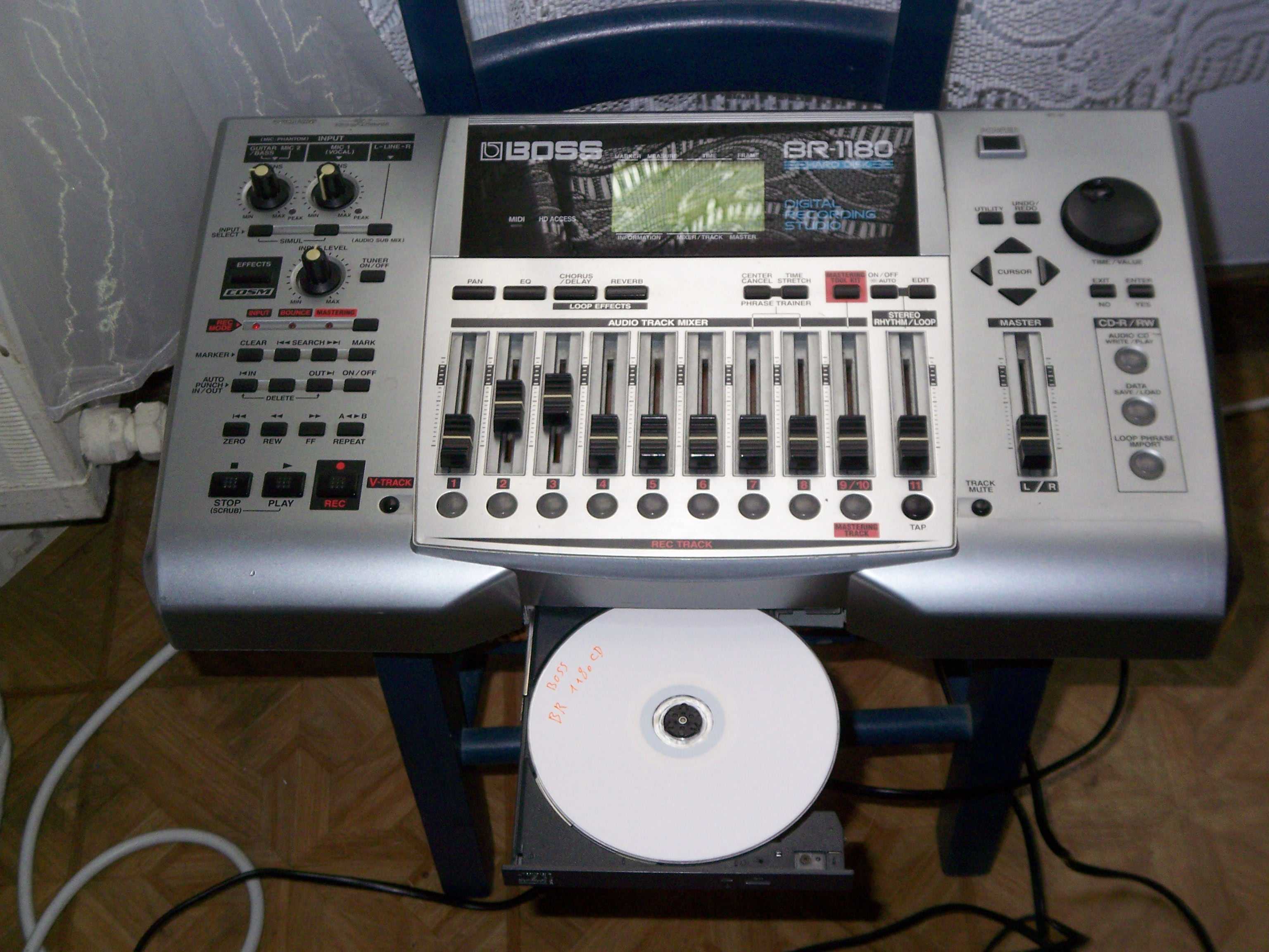 Photo Boss BR1180/1180CD Digital Recording Studio Boss BR1180CD
