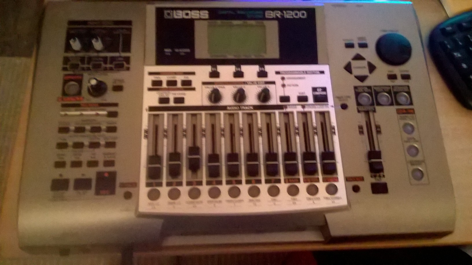 BR-1200CD Digital Recording Studio Boss - Audiofanzine